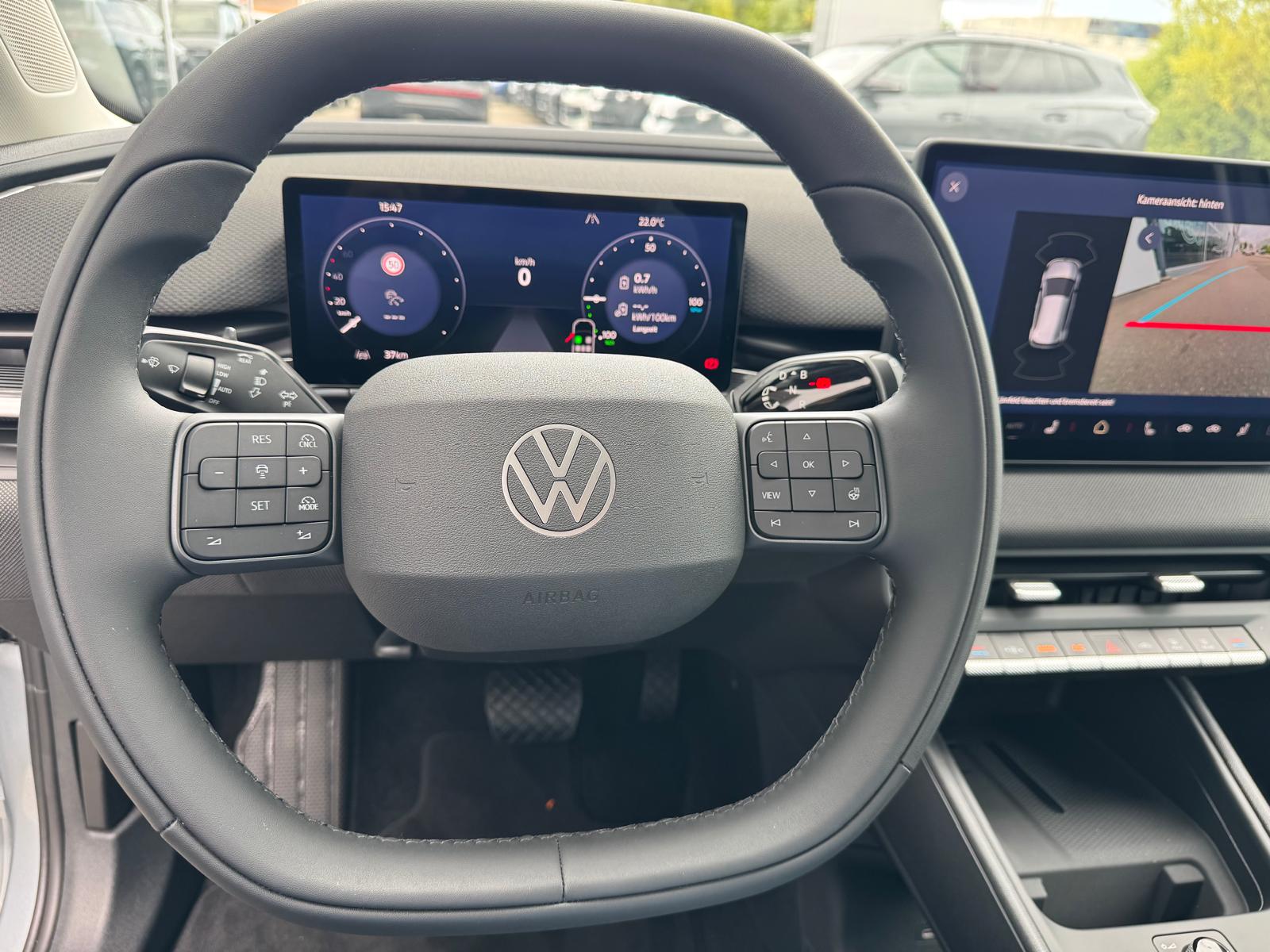 VW ID.Polo 52 kWh Life Edition One-image-9