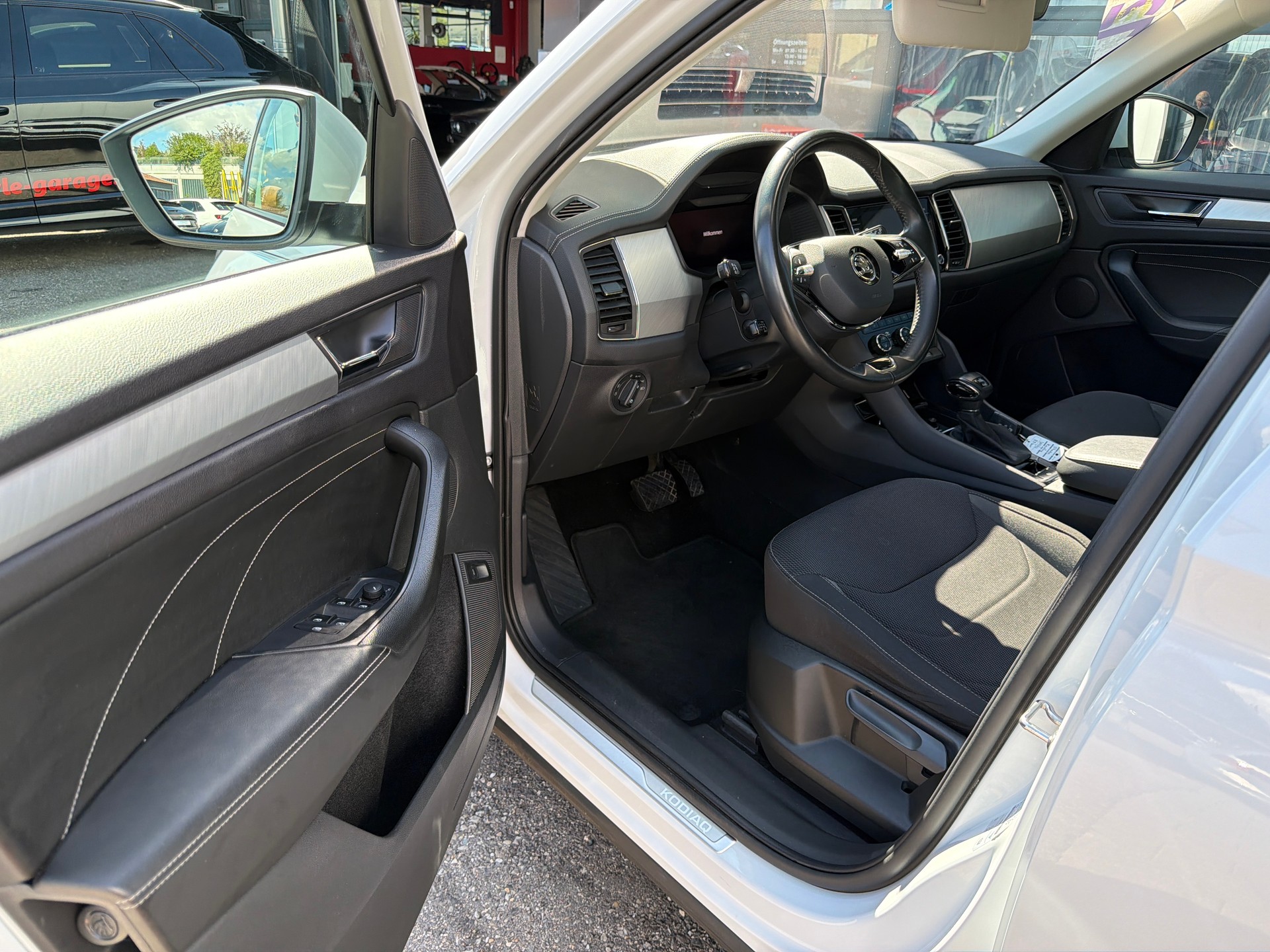 SKODA Kodiaq 2.0 TDI CR Ambition 4x4 DSG-image-8