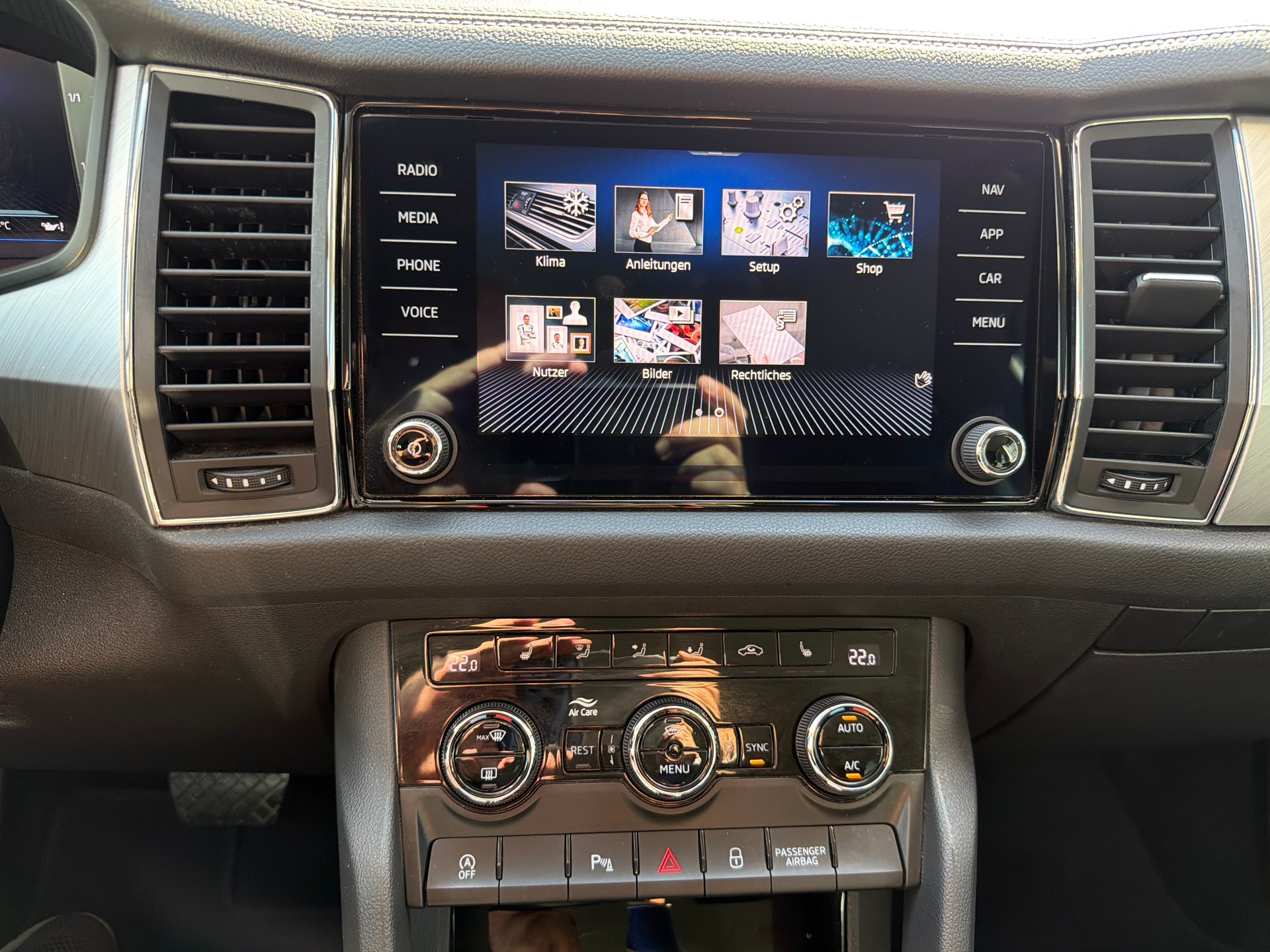 SKODA Kodiaq 2.0 TDI CR Ambition 4x4 DSG-image-15