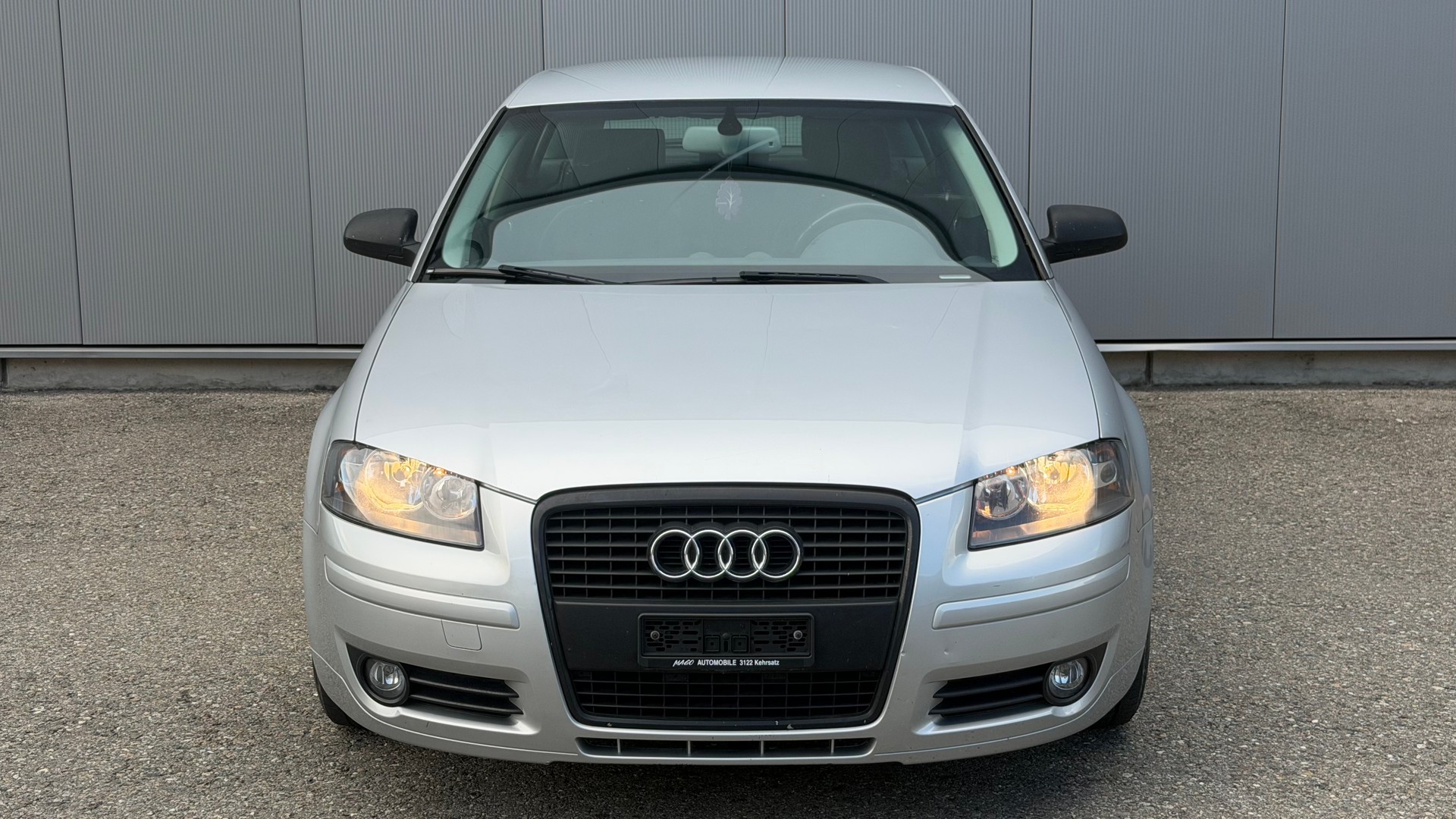 AUDI A3-showroom-element-1