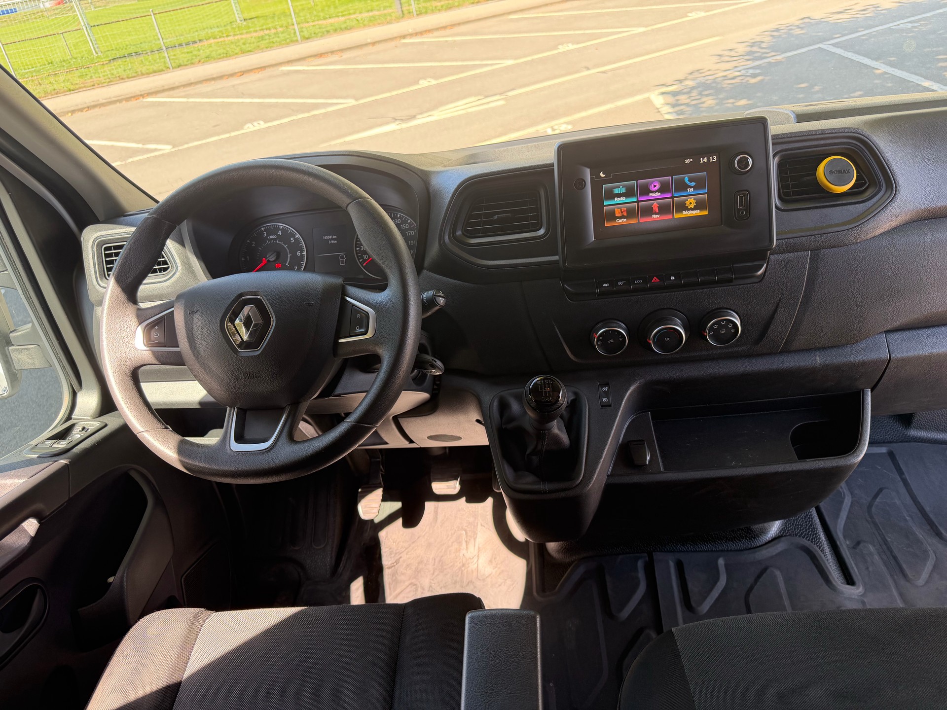 RENAULT 2.3 dCi 150 TwinTurbo-image-3