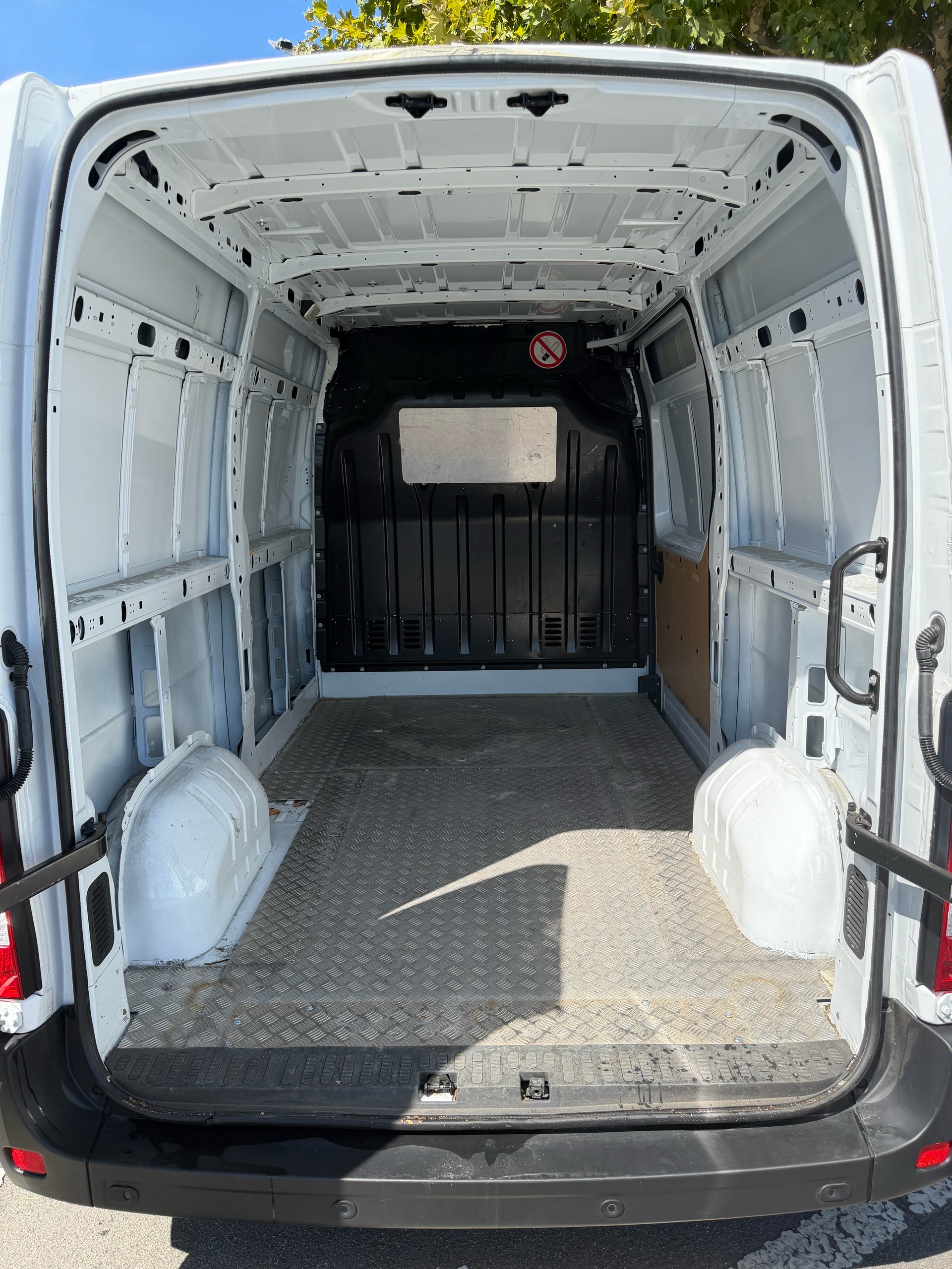 RENAULT 2.3 dCi 150 TwinTurbo-image-4