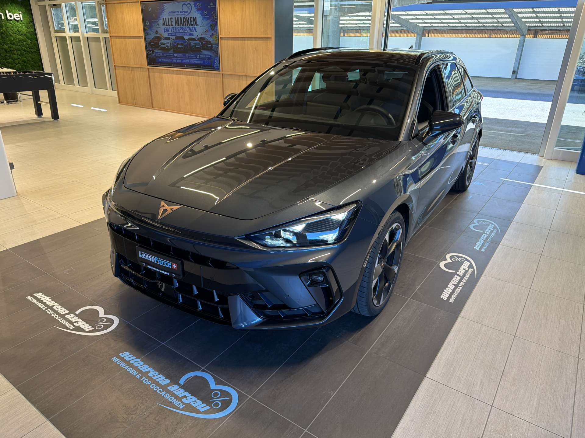 CUPRA LEON ST 2.0 TDi DSG-Automat-image-0