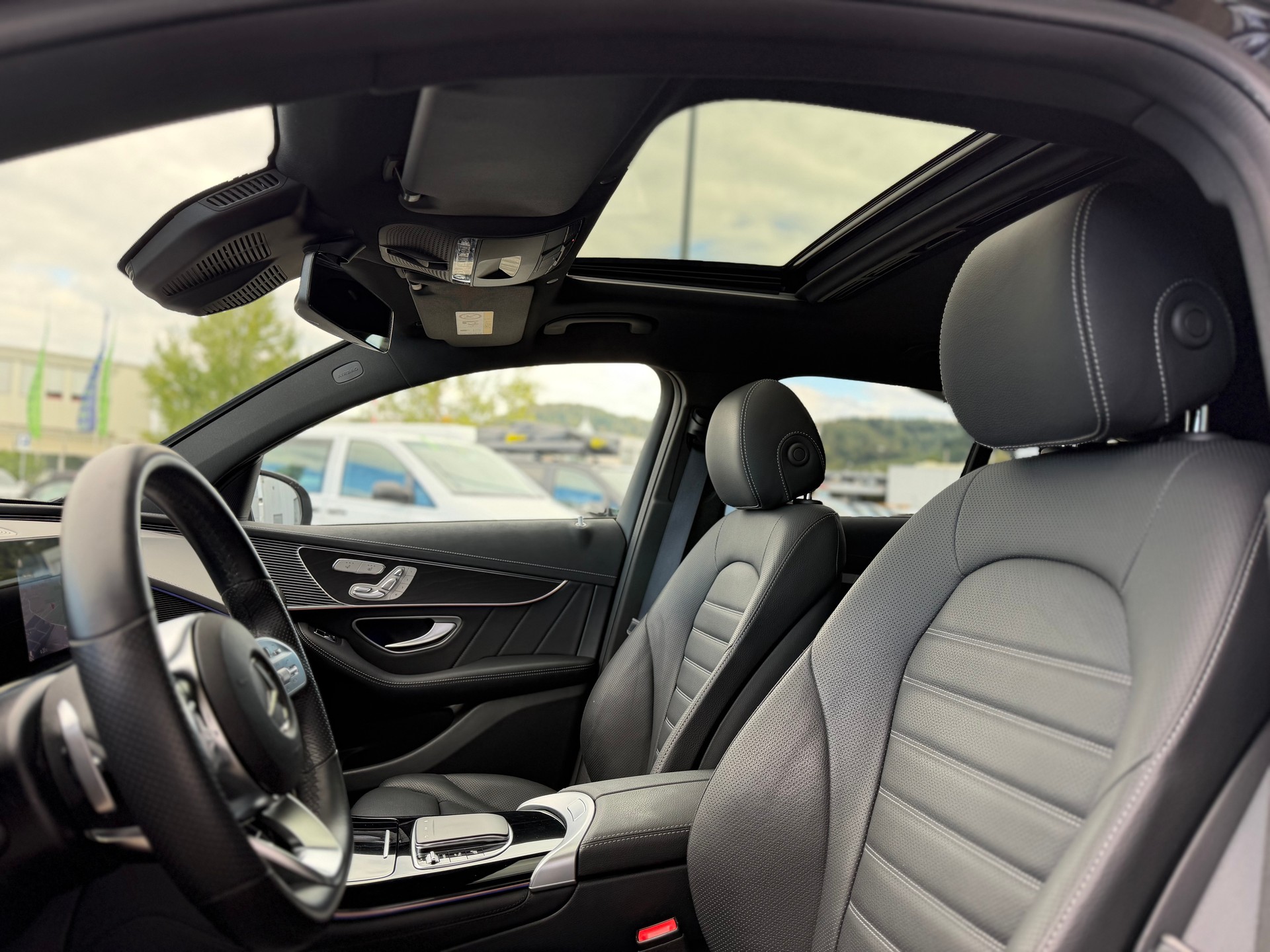 MERCEDES-BENZ EQC 400 AMG Line 4Matic EQ Star-image-5