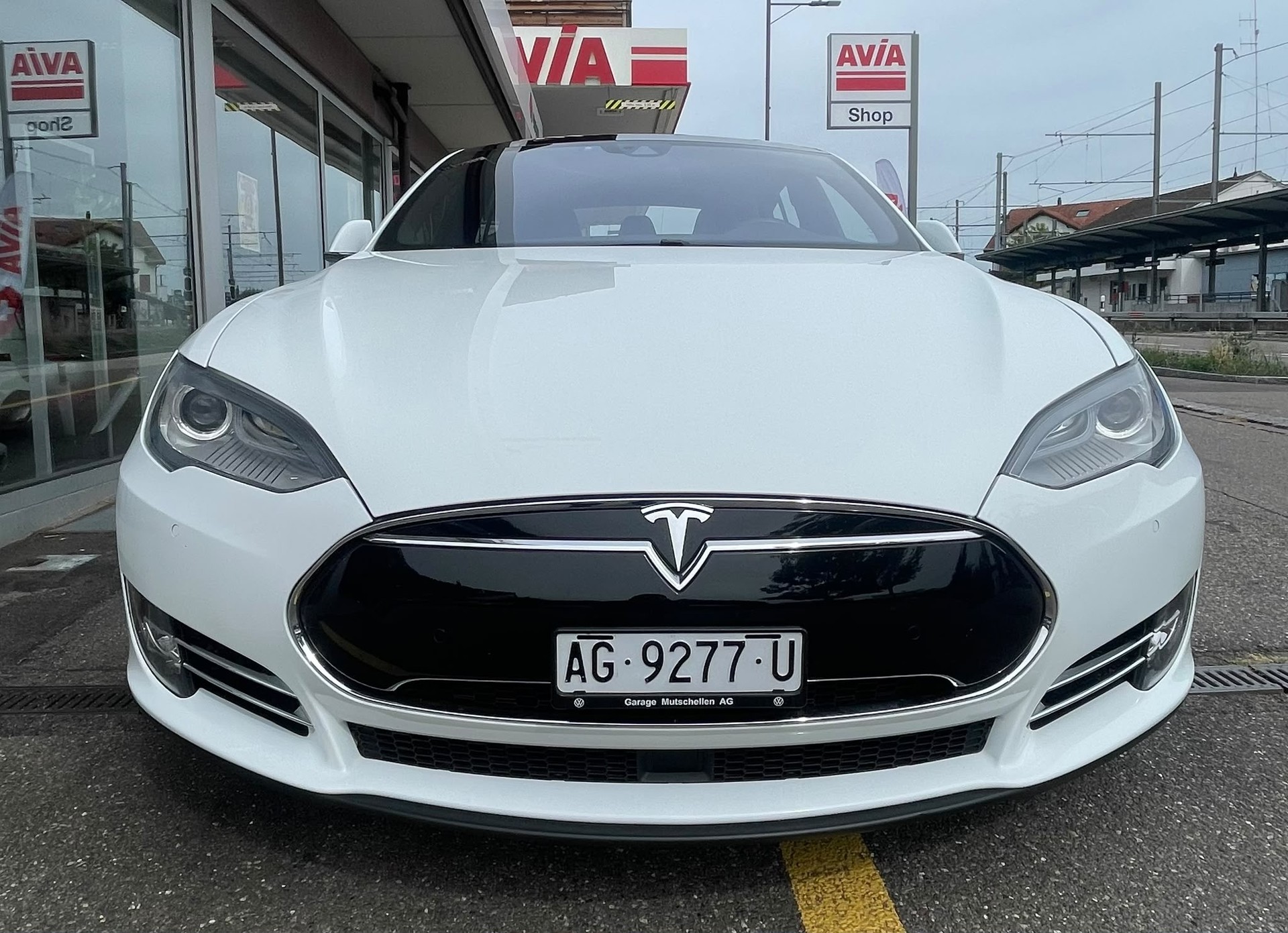 TESLA Model S 90 D SOH 89.5% Performance 772PS Free Supercharging Lifetime-image-3