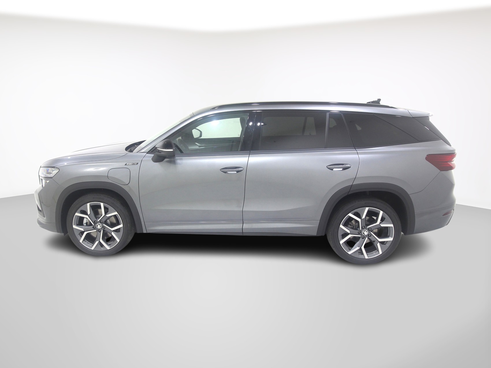SKODA Kodiaq 1,5 TSI iV Plug-in-Hybrid Sportline-image-1