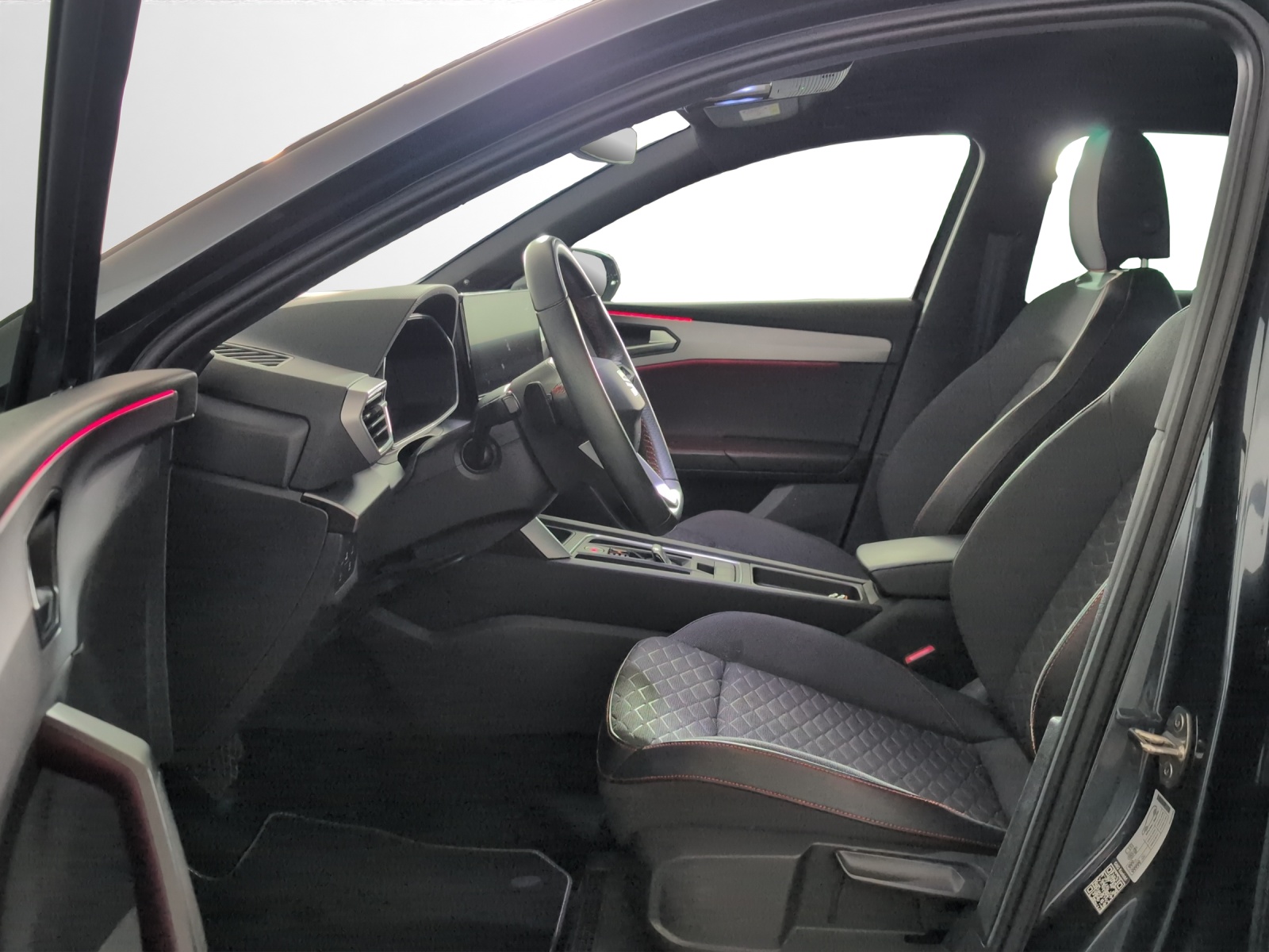 SEAT Leon 1.5 eTSI mHEV DSG Hola FR-image-5