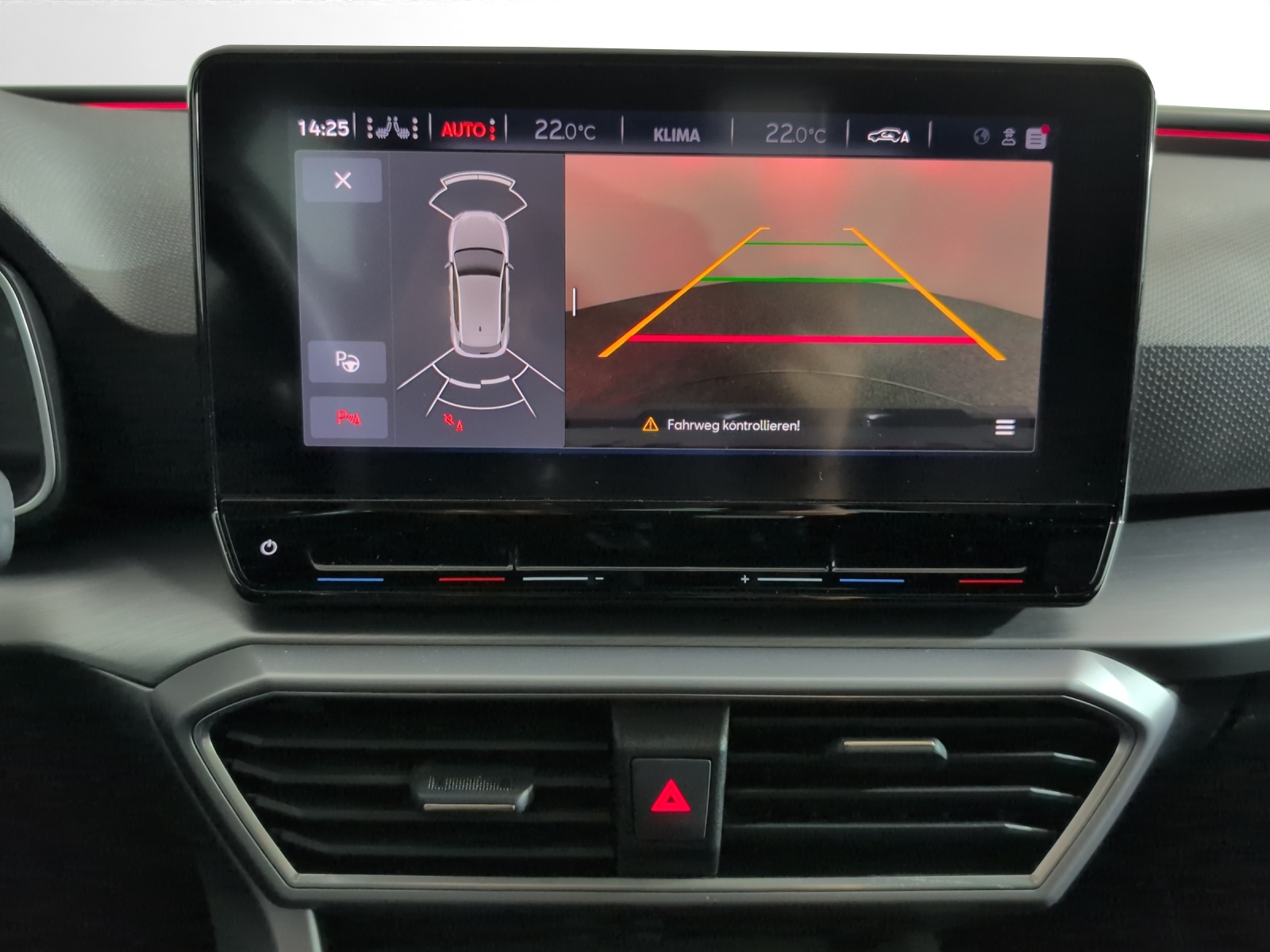SEAT Leon 1.5 eTSI mHEV DSG Hola FR-image-12
