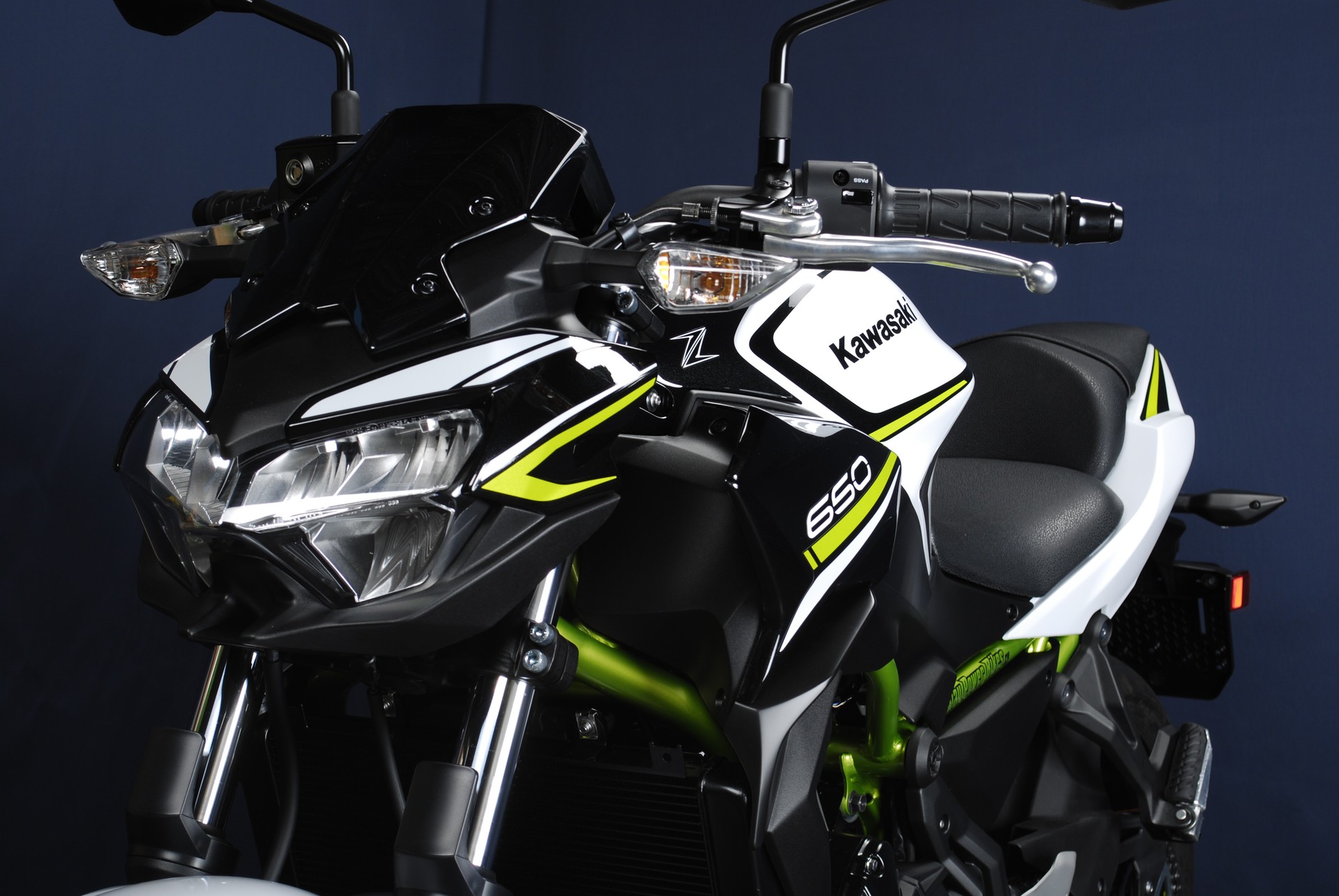 KAWASAKI Z 650 (35kW) MY20-image-9