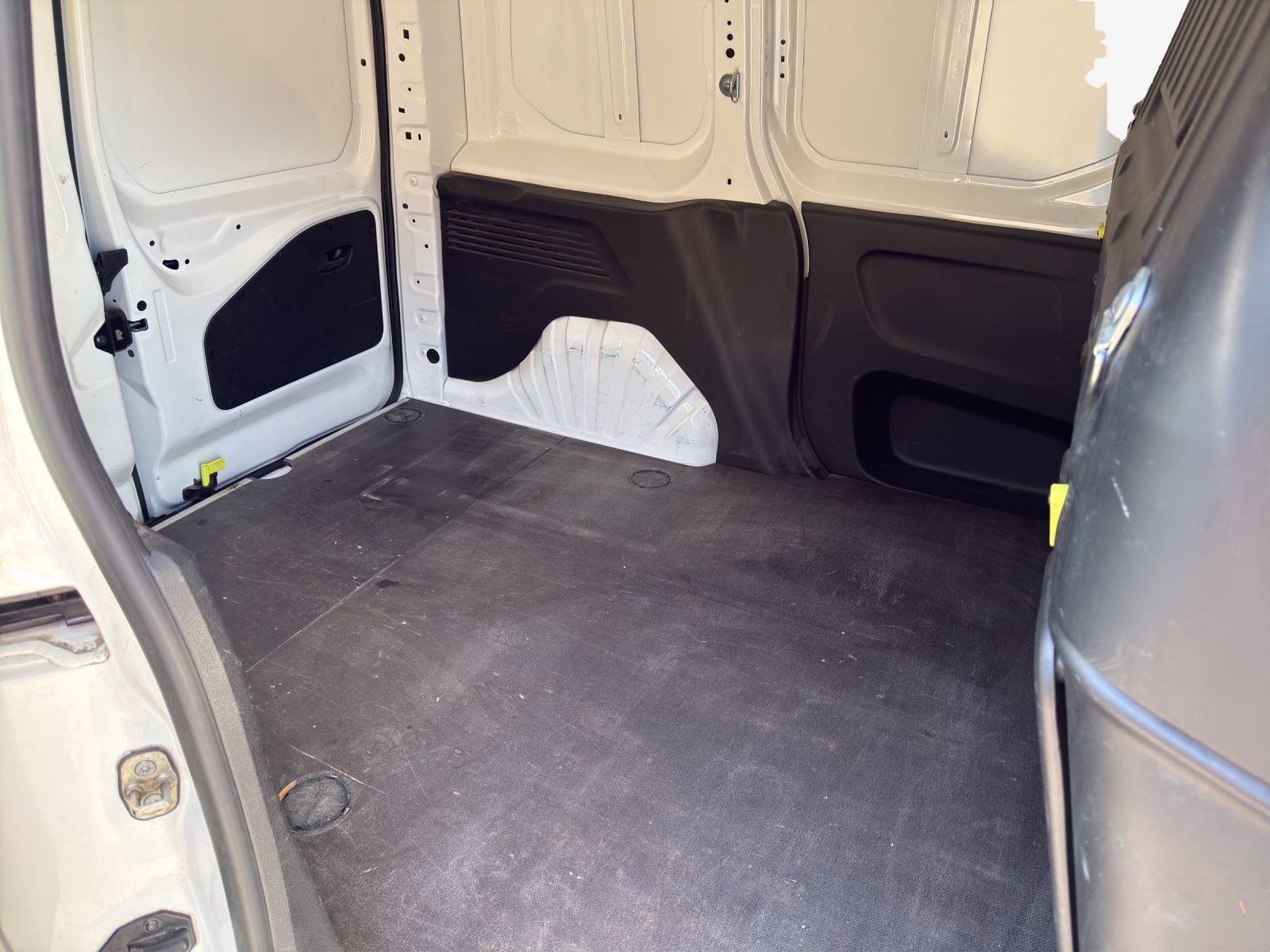 TOYOTA Proace City Van 1.5D Active Medium-image-11