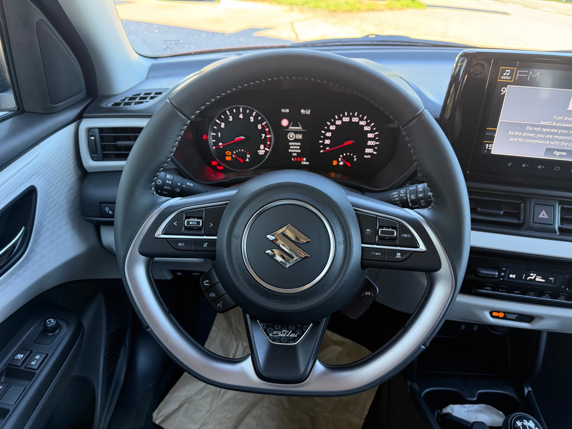 SUZUKI Swift 1.2 Piz Sulai Hybrid Top 4x4-image-10