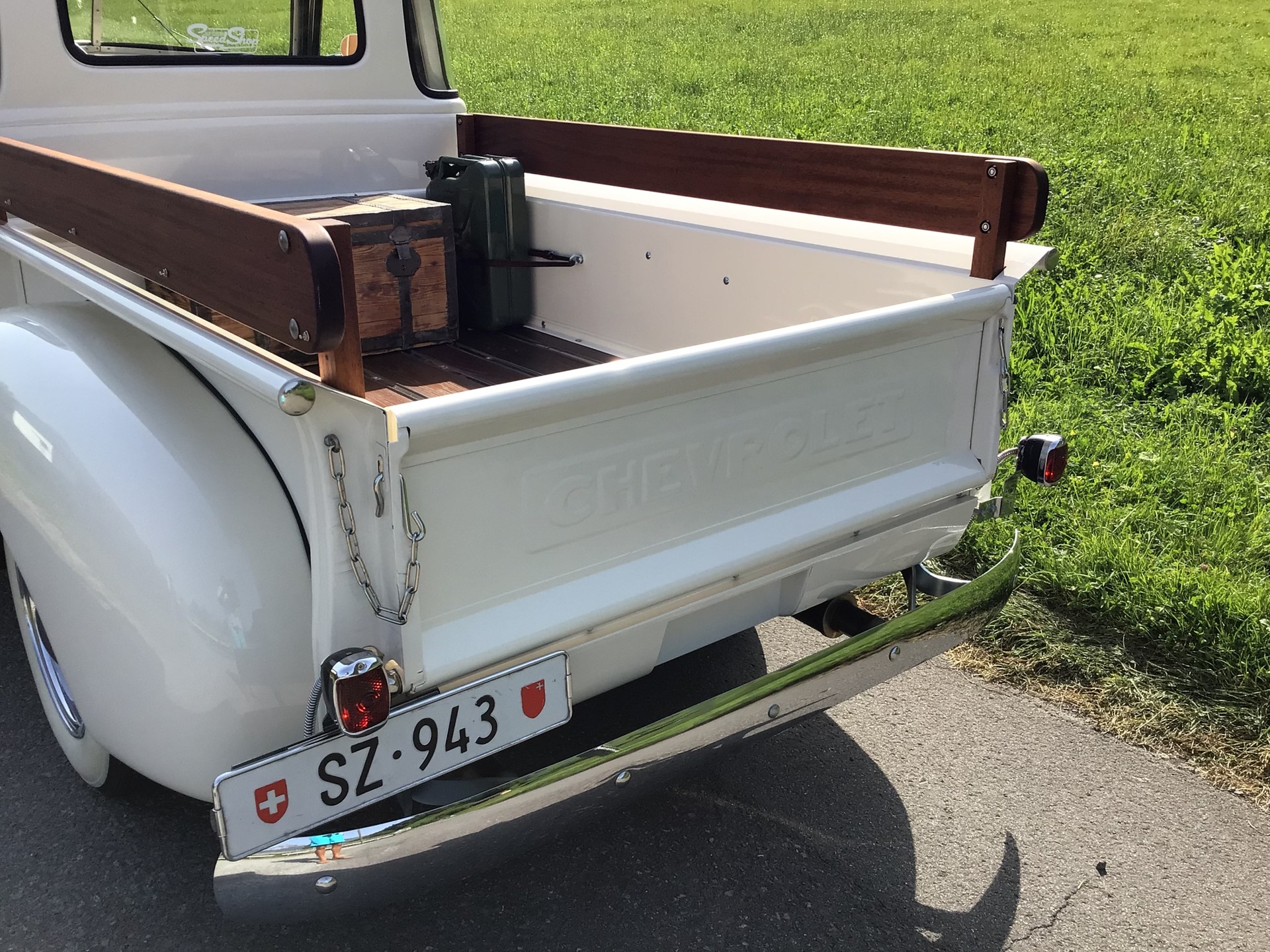 CHEVROLET C3100-image-19