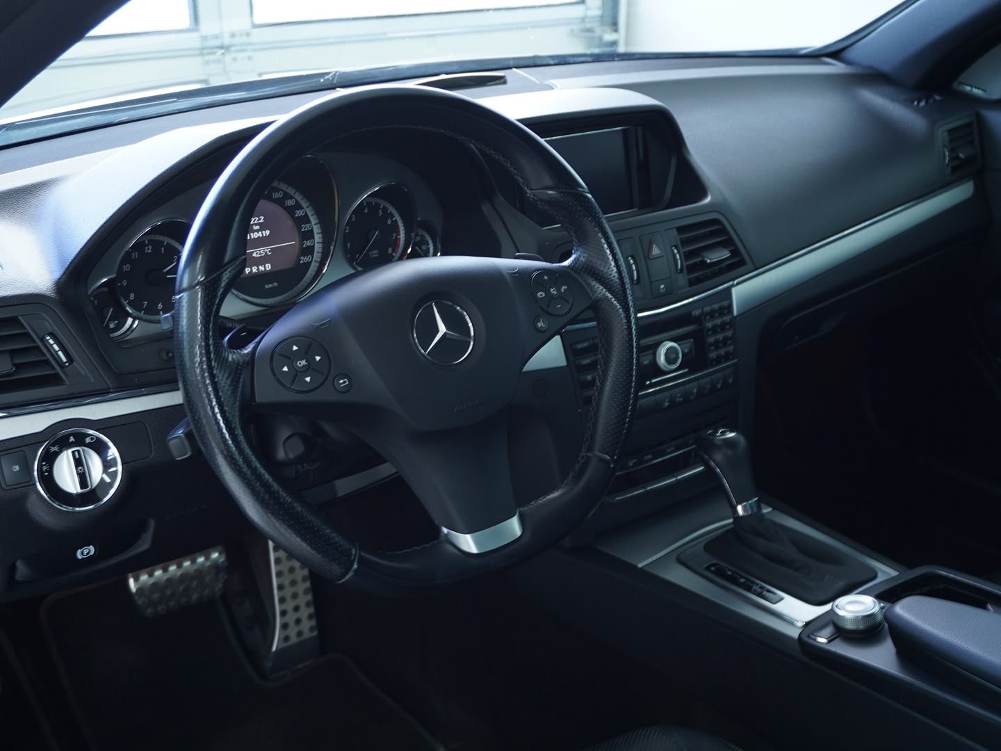 MERCEDES-BENZ E 350 CGI BlueEfficiency 7G-Tronic AMG Sportpaket-image-4