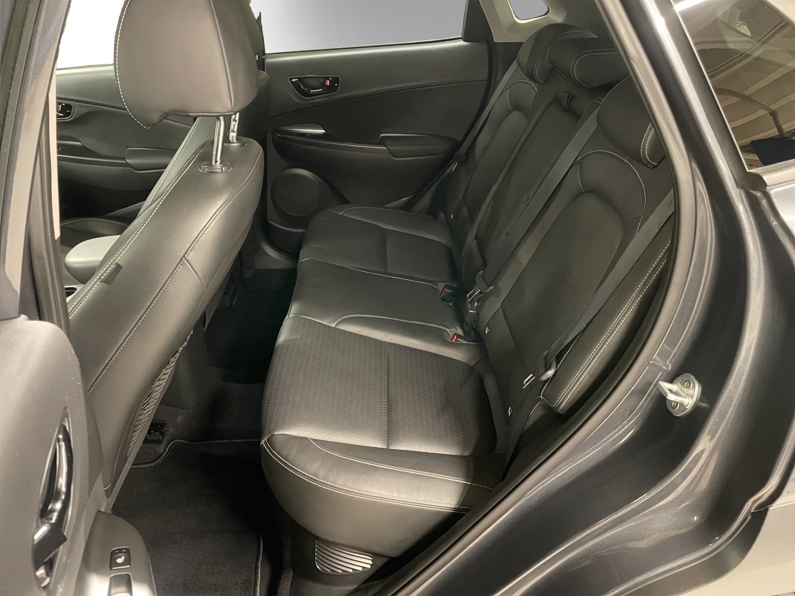 HYUNDAI Kona 1.6 GDi HEV Vertex DCT-image-10