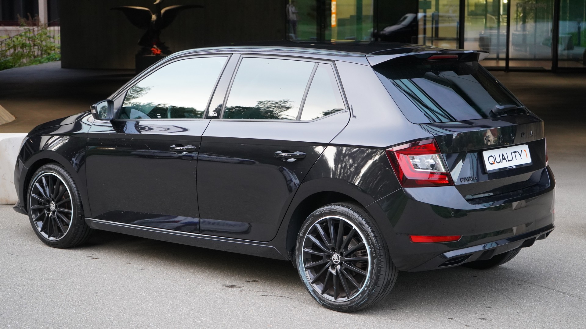 SKODA Fabia 1.0 TSI Monte Carlo DSG-image-2