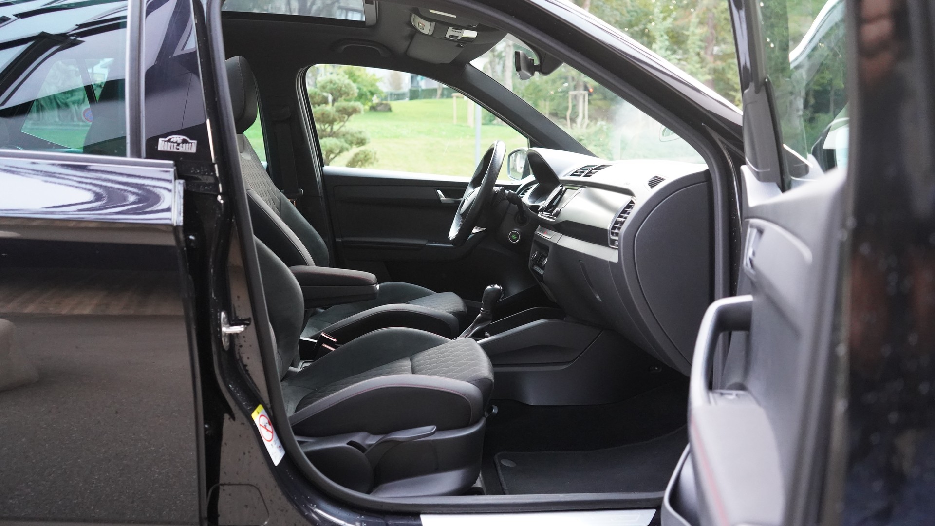 SKODA Fabia 1.0 TSI Monte Carlo DSG-image-17