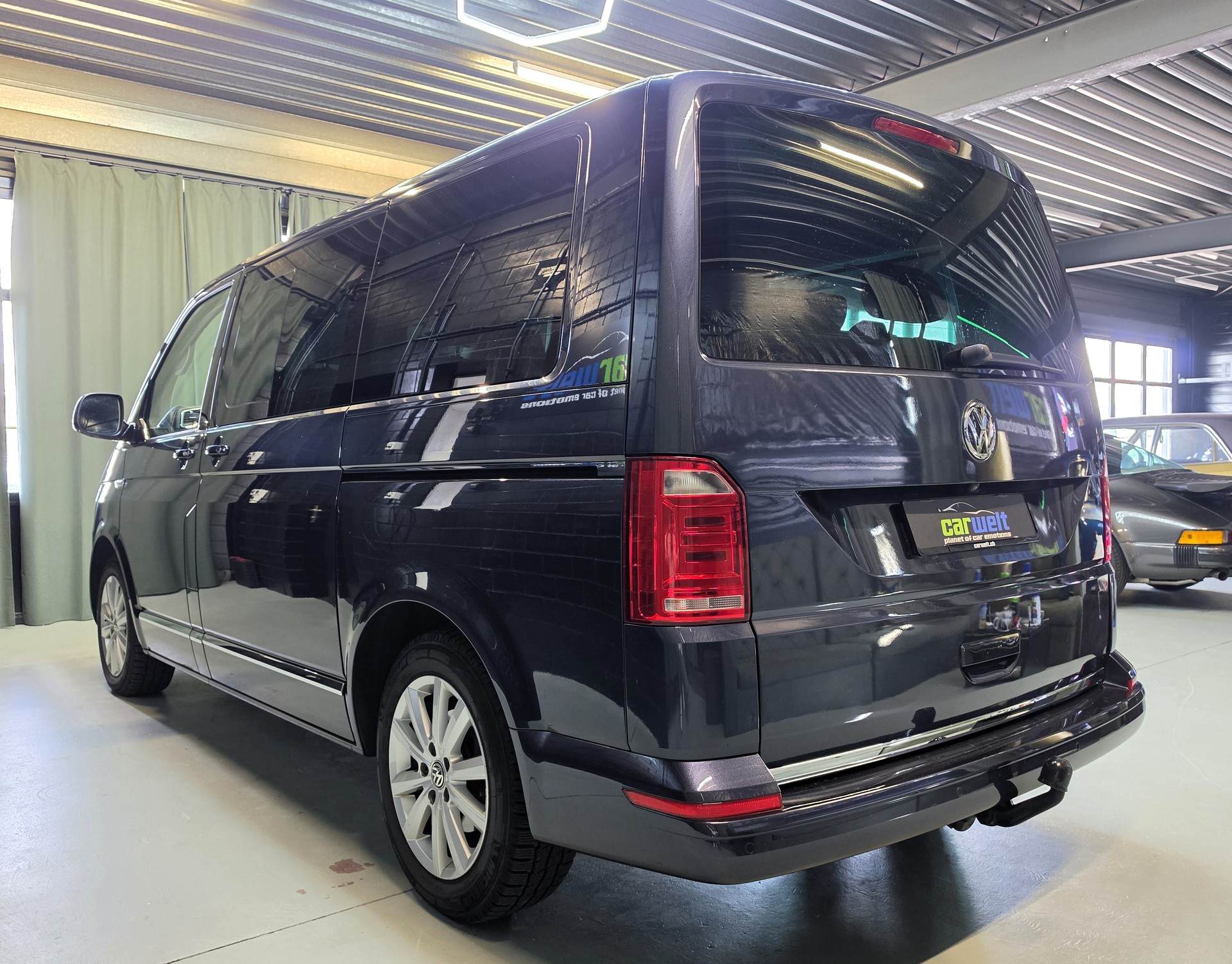 VW T6 Multivan 2.0 TDI Highline 4Motion-image-8
