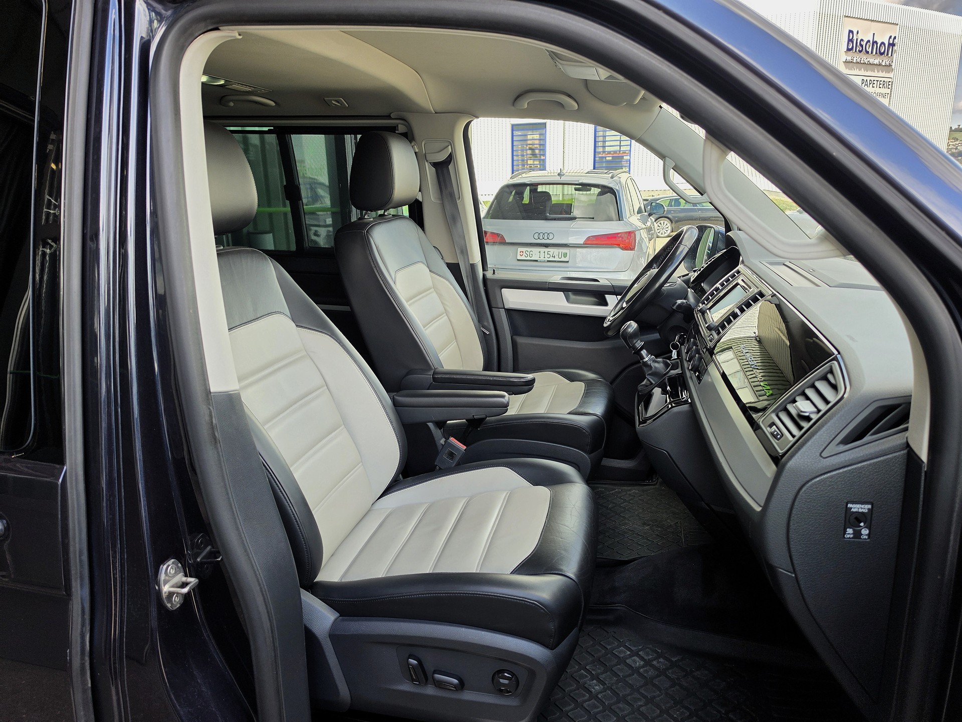 VW T6 Multivan 2.0 TDI Highline 4Motion-image-5