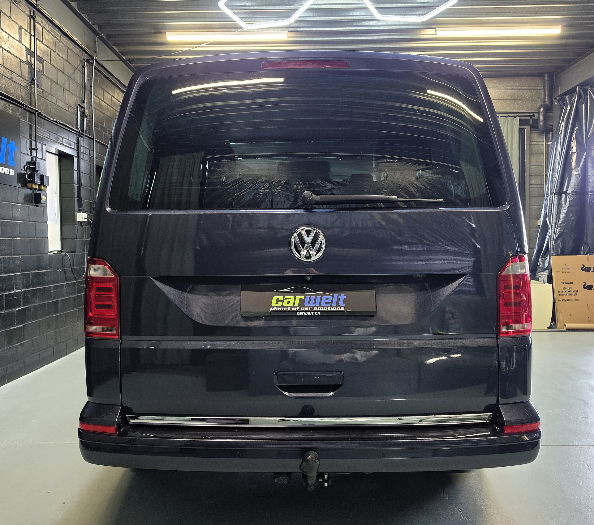 VW T6 Multivan 2.0 TDI Highline 4Motion-image-3