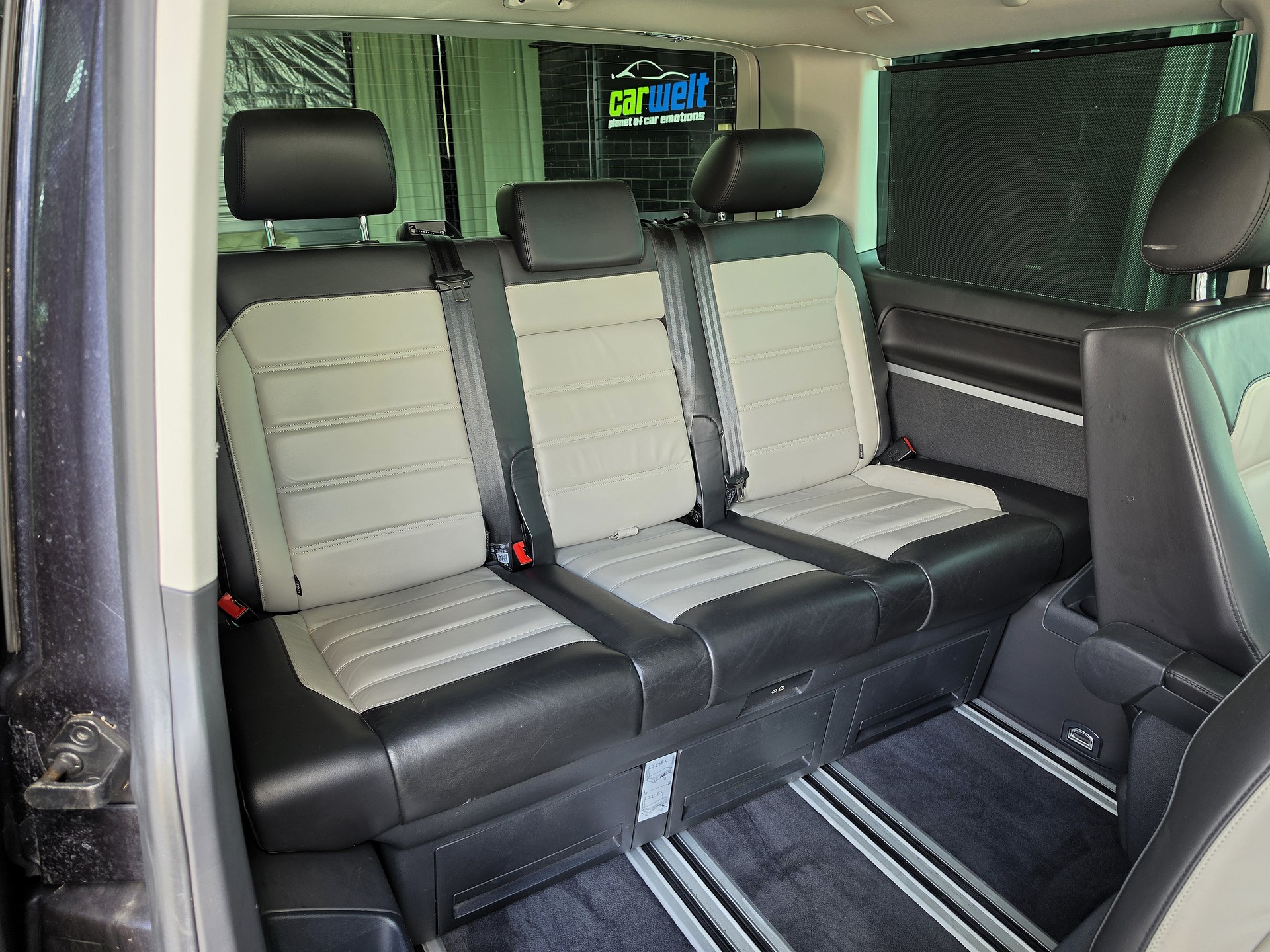 VW T6 Multivan 2.0 TDI Highline 4Motion-image-9