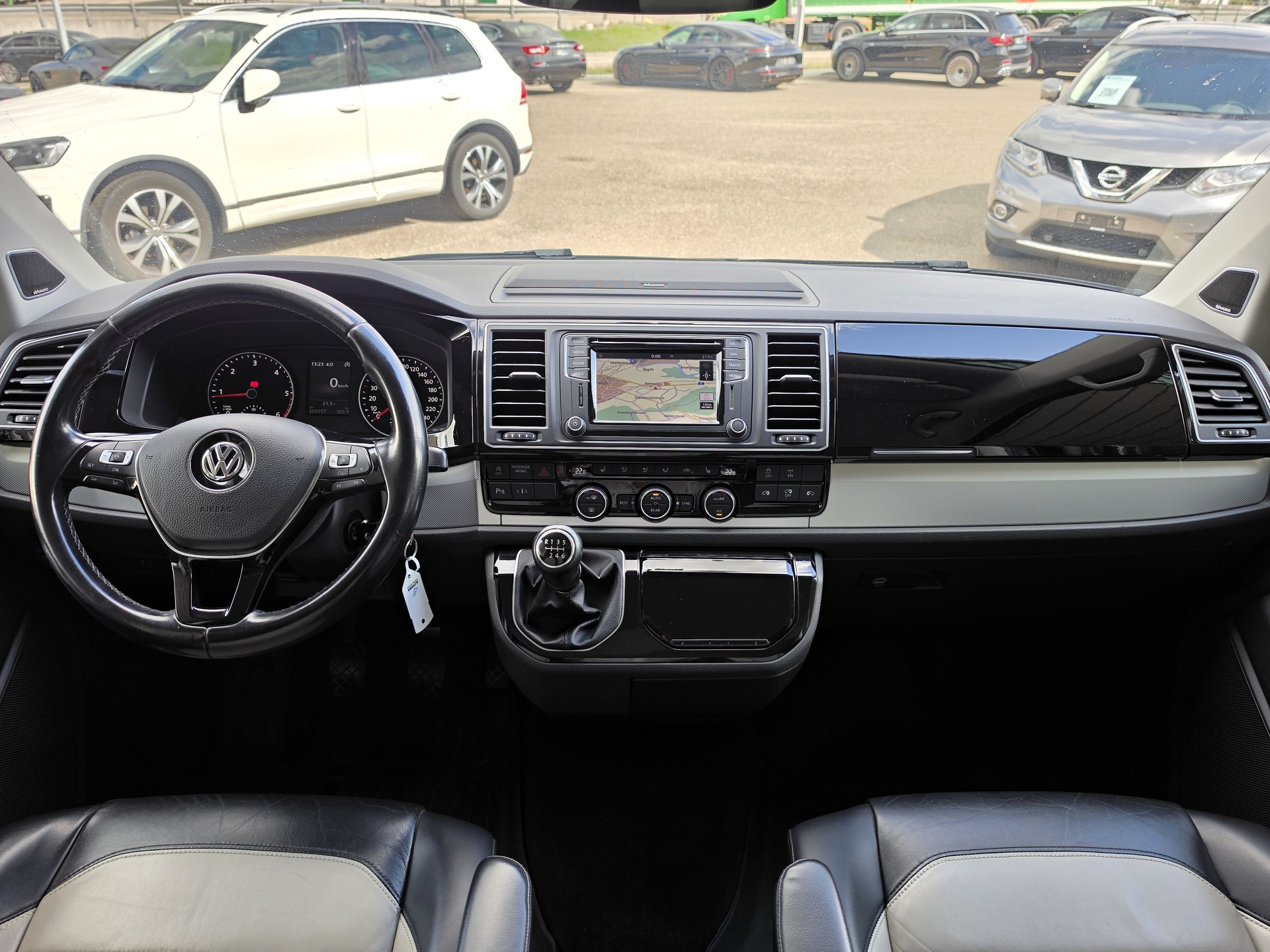 VW T6 Multivan 2.0 TDI Highline 4Motion-image-4