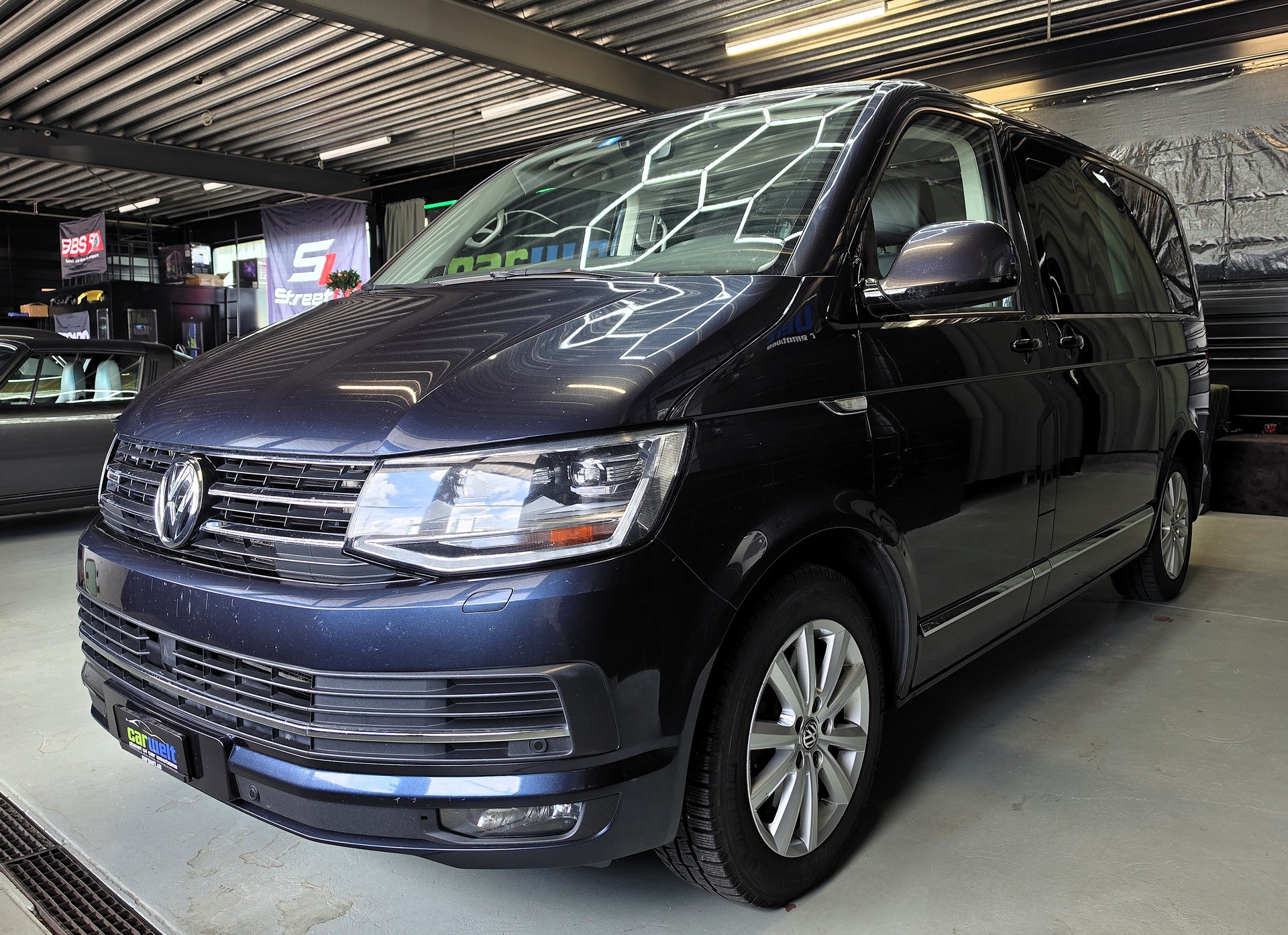 VW T6 Multivan 2.0 TDI Highline 4Motion-image-7