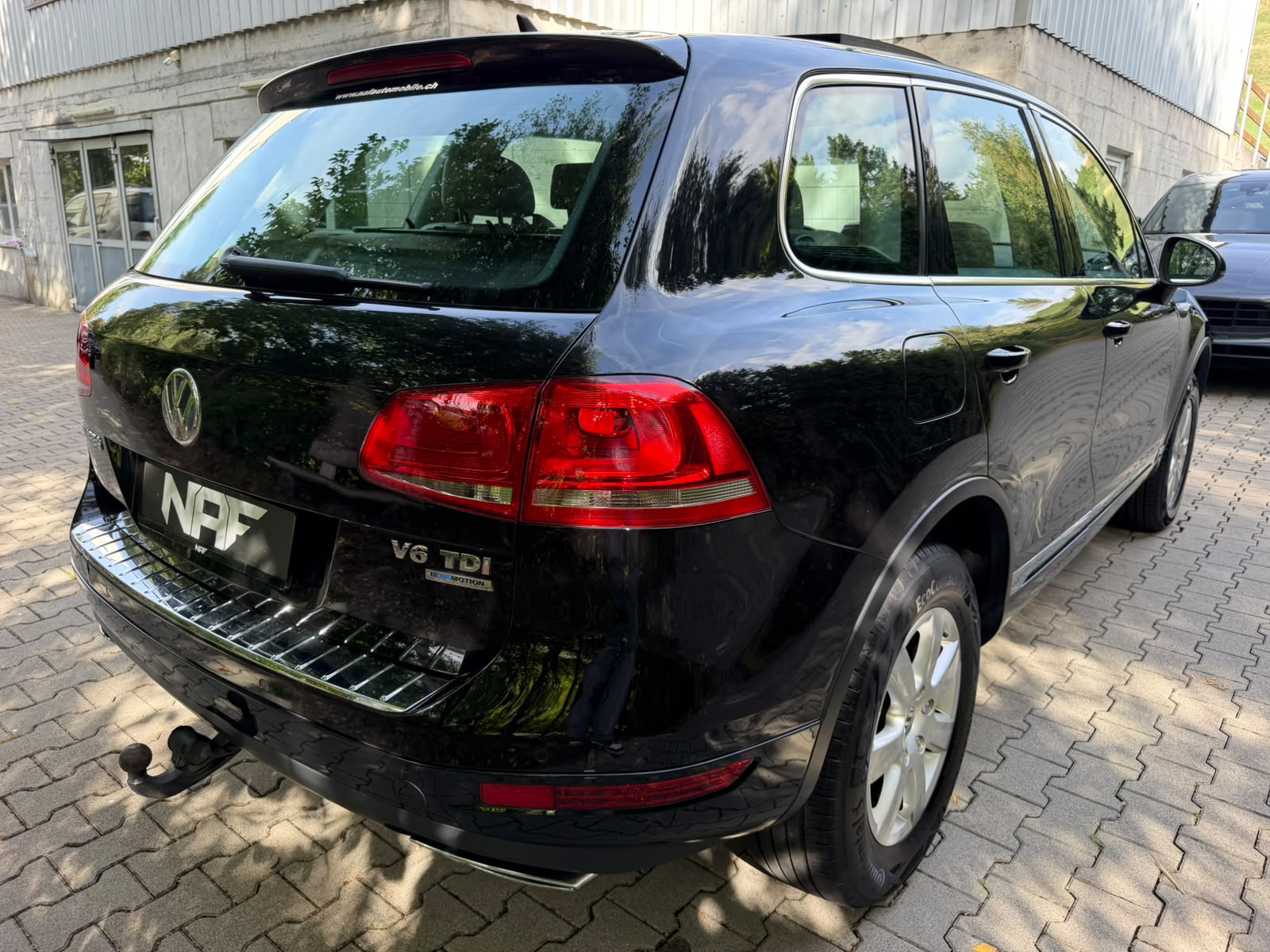 VW Touareg 3.0 TDI BlueMotion Technology Tiptronic-image-4