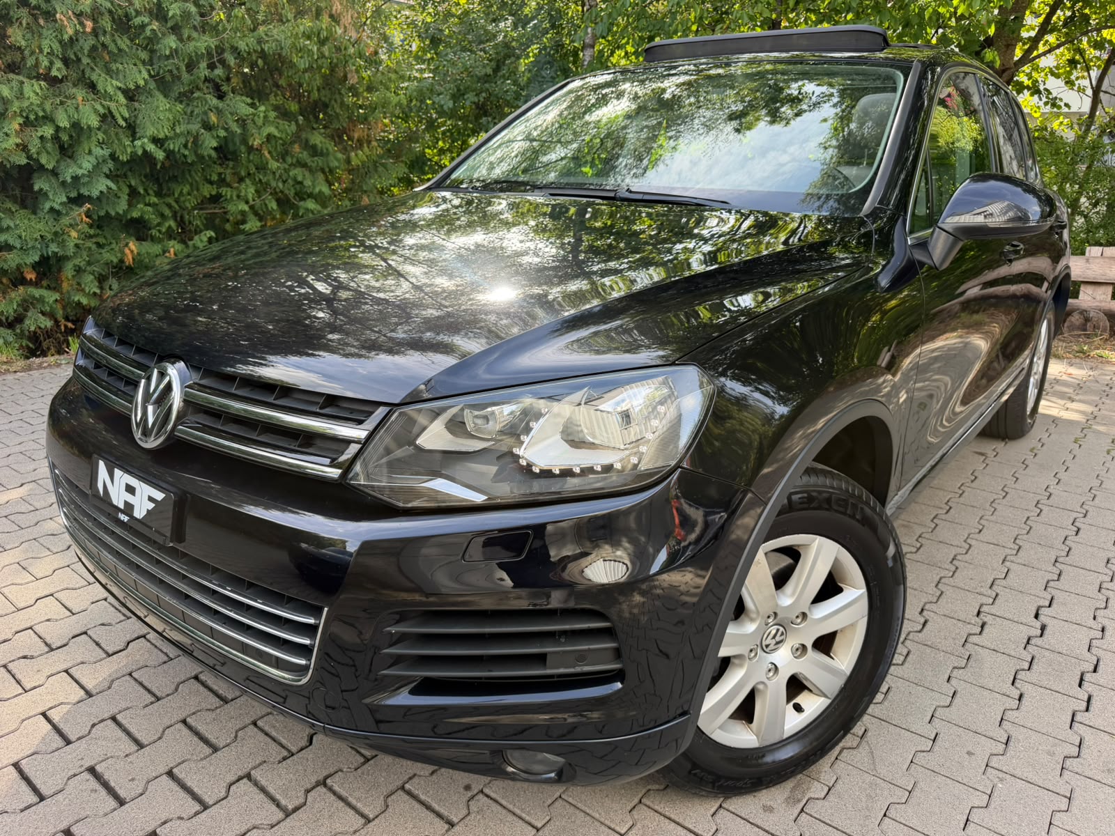 VW Touareg 3.0 TDI BlueMotion Technology Tiptronic-image-0