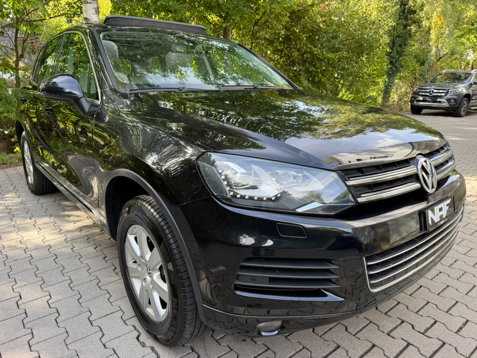 VW Touareg 3.0 TDI BlueMotion Technology Tiptronic-image-6