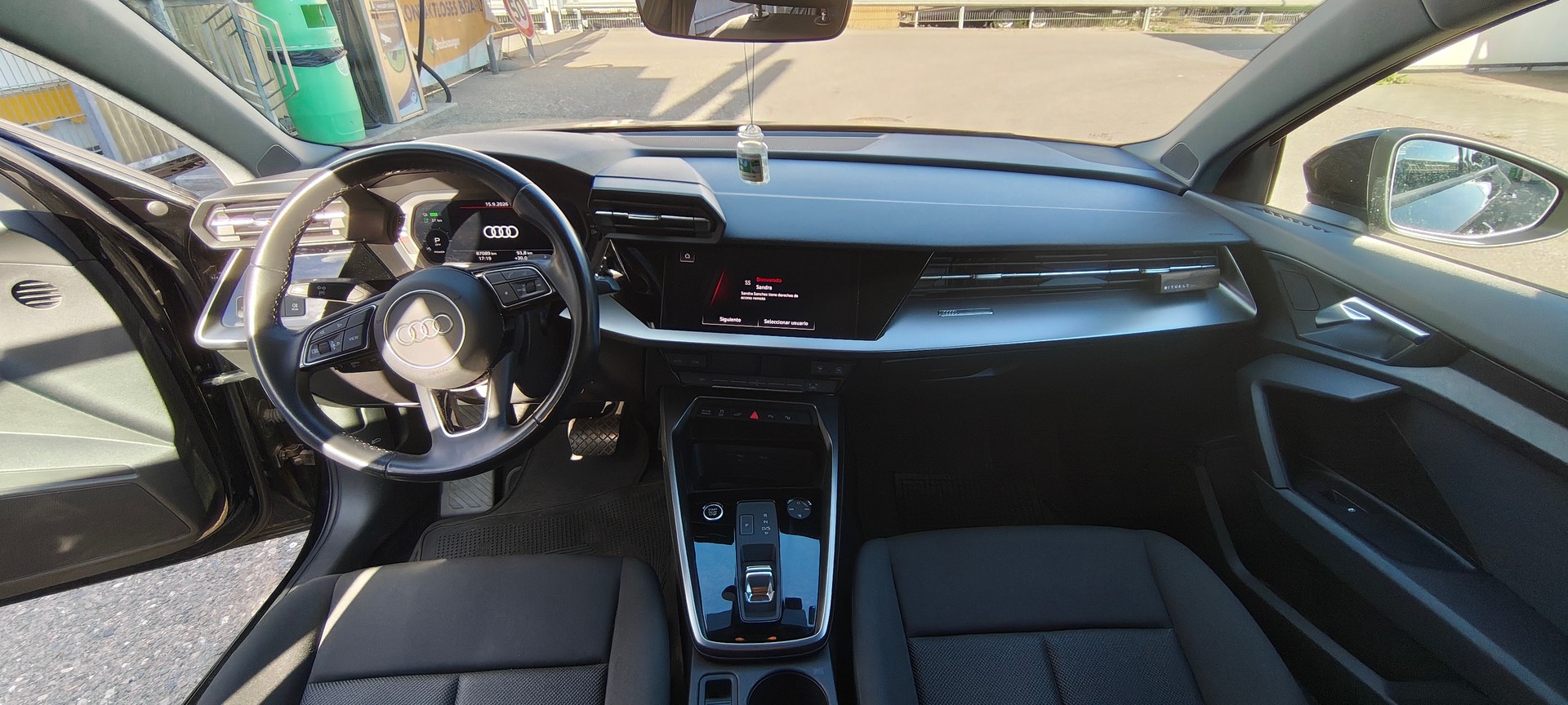 AUDI 1.4 40 TFSI e S-Tronic-image-8
