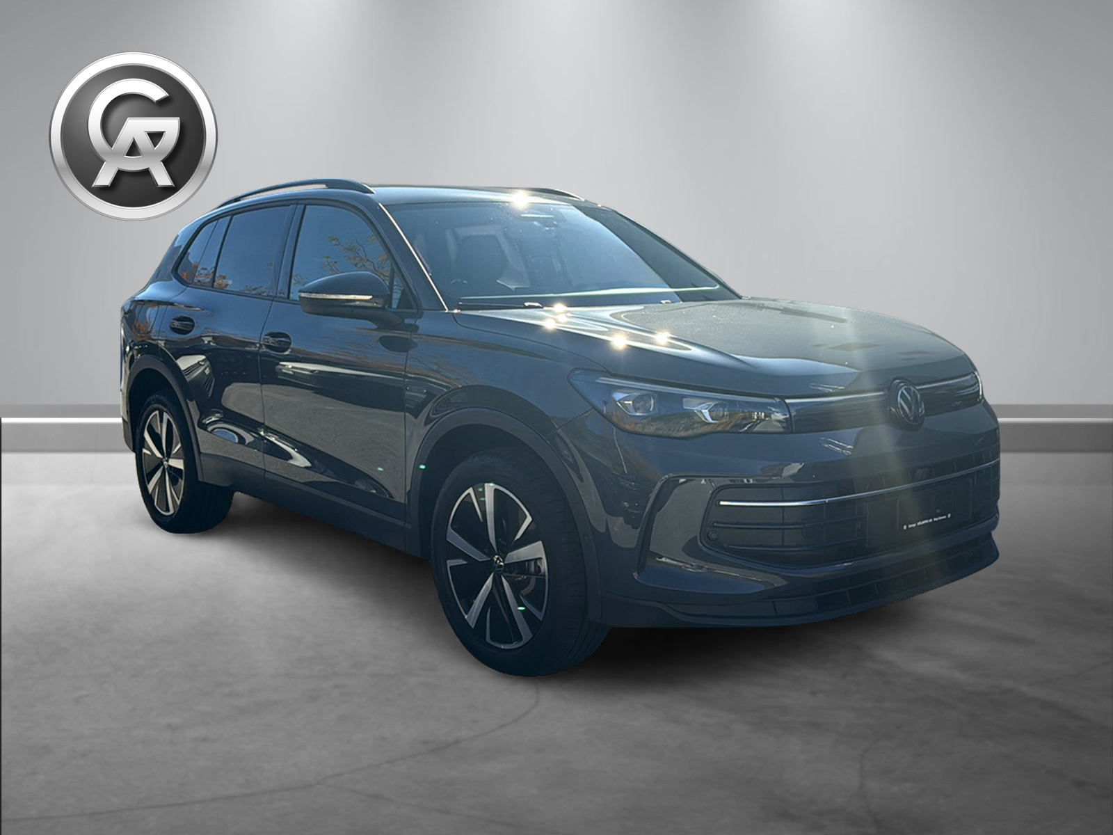 VW Tiguan 2.0 TSI DSG United 4Motion-image-3