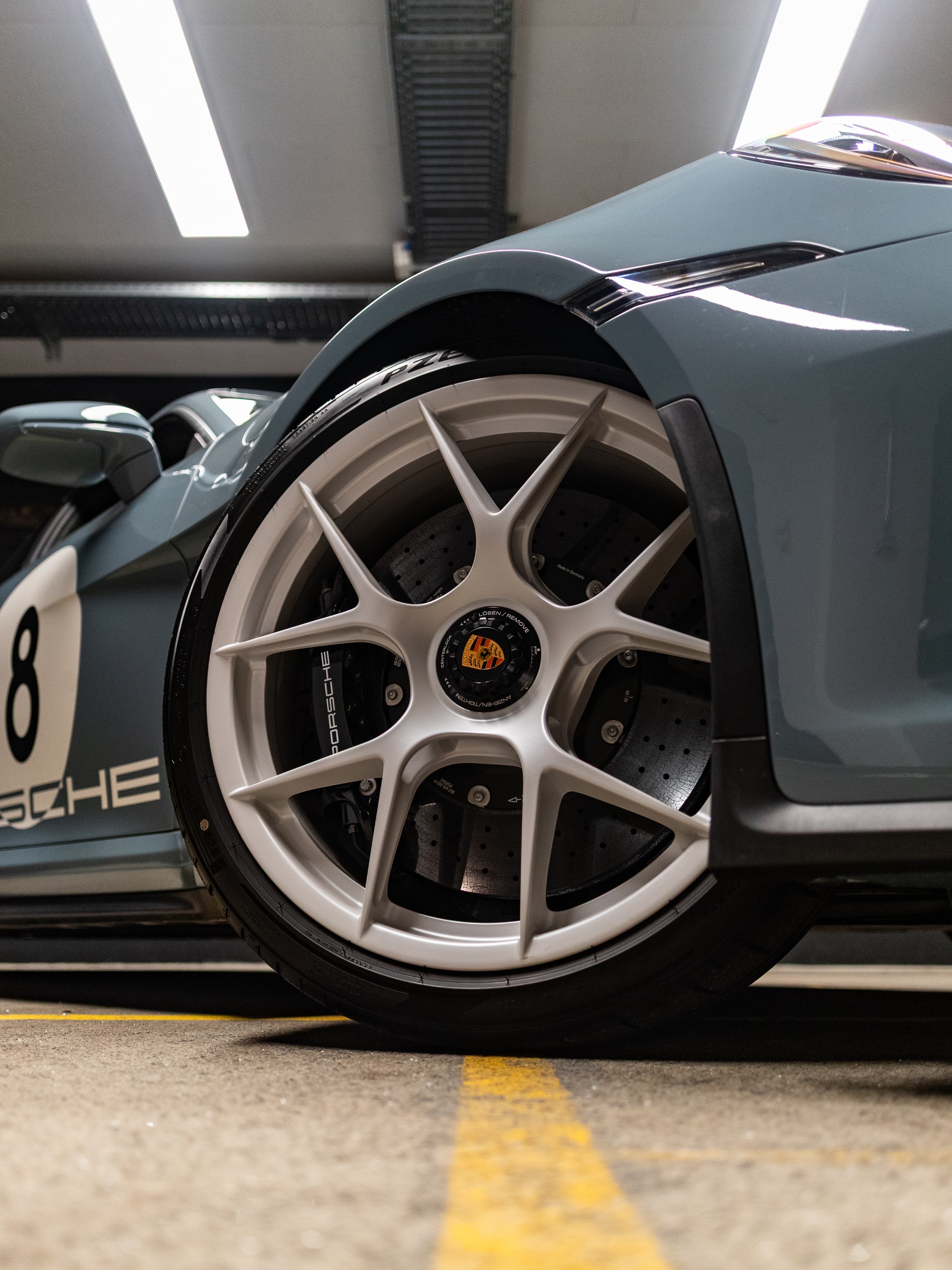 PORSCHE 911 S/T-image-10