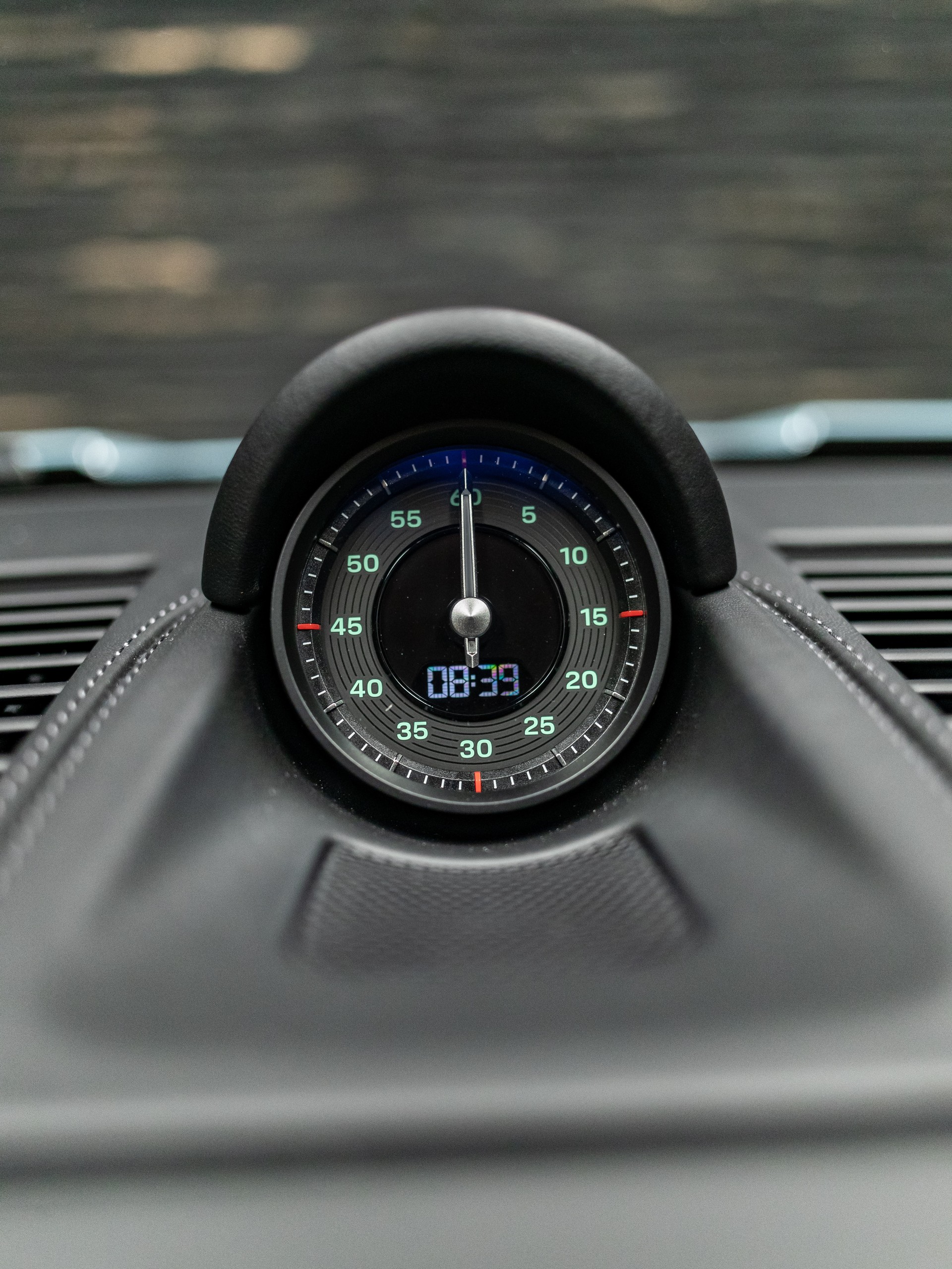 PORSCHE 911 S/T-image-16