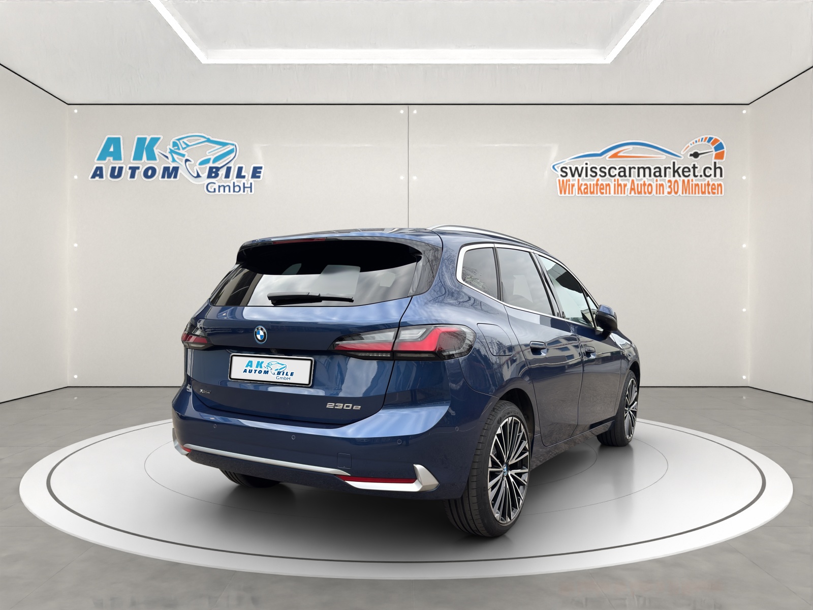 BMW 230e xDrive Active Tourer Luxury Line-image-5