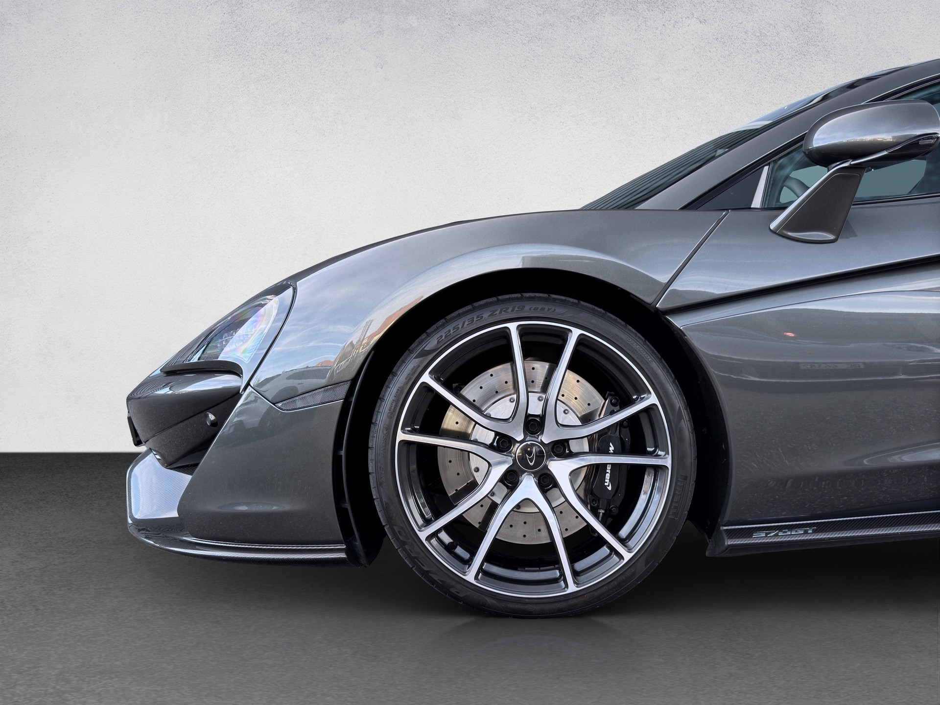 McLAREN 570GT Coupé 3.8 V8 SSG-image-15