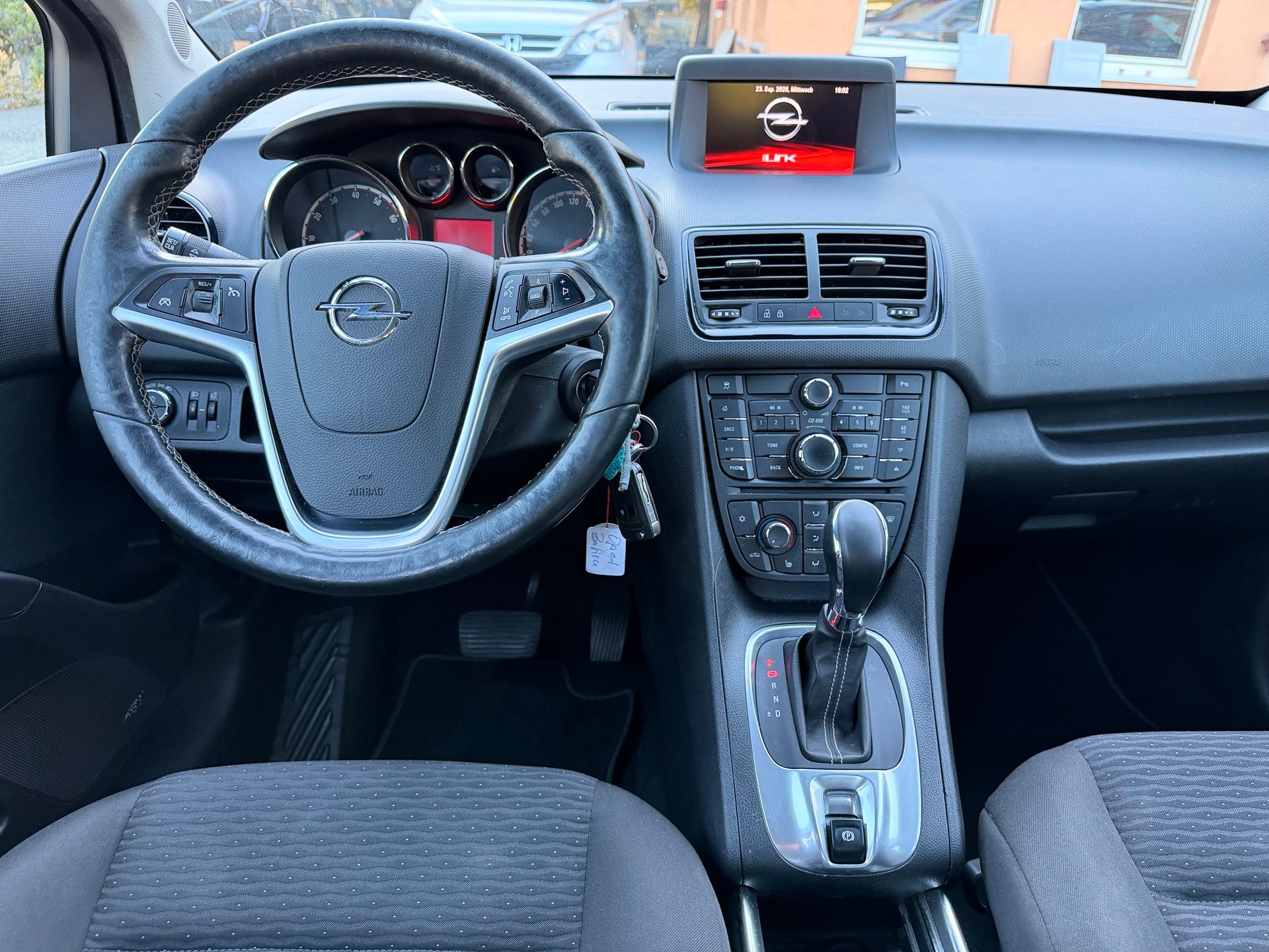 OPEL Meriva 1.4 Turbo Drive Automatic-image-11