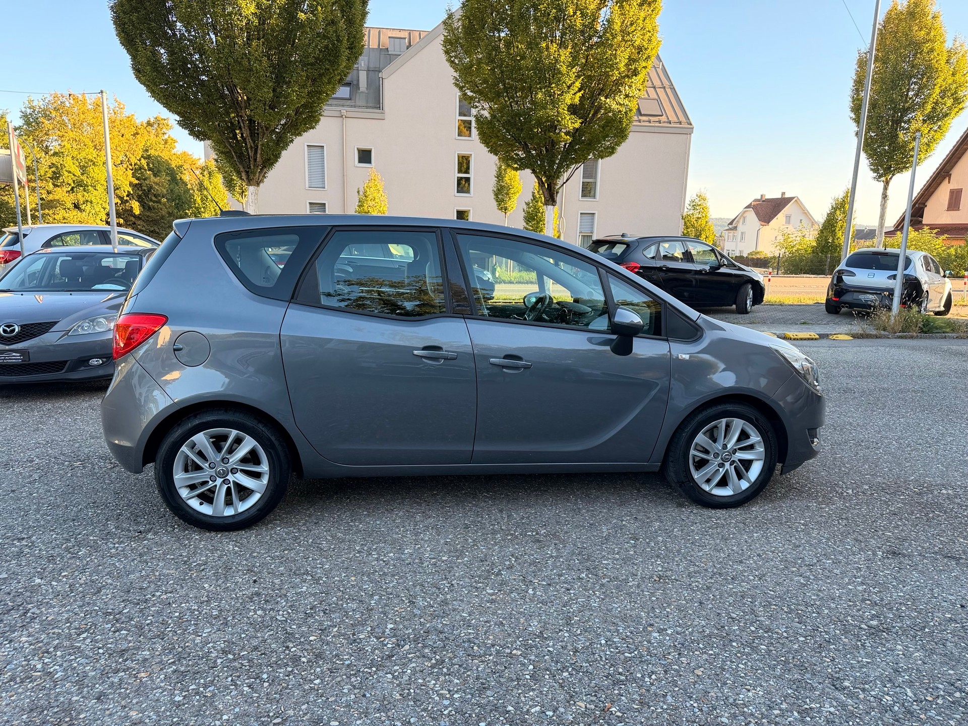 OPEL Meriva 1.4 Turbo Drive Automatic-image-2