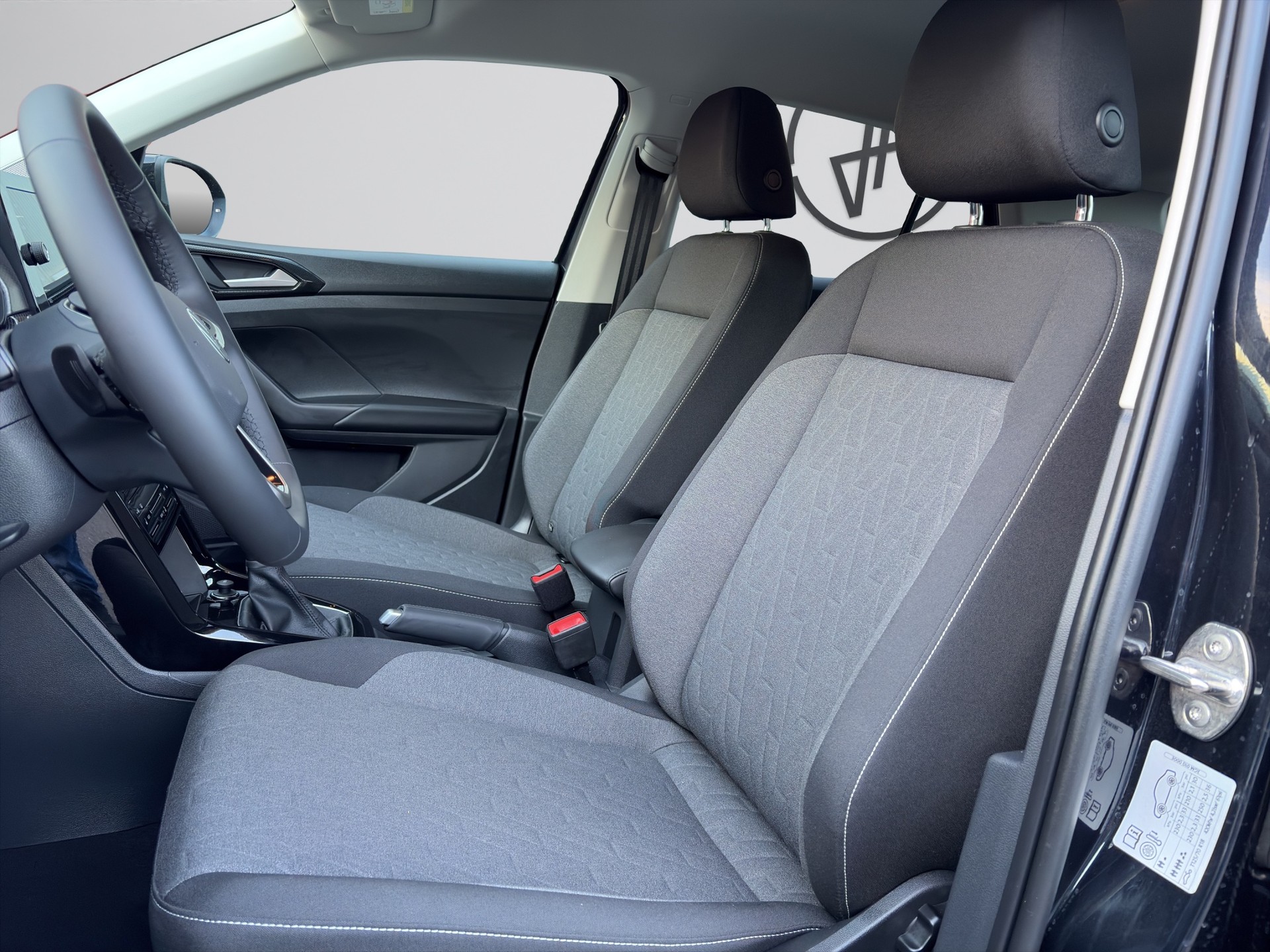 VW T-Cross 1.0 TSI EVO Life DSG-image-10