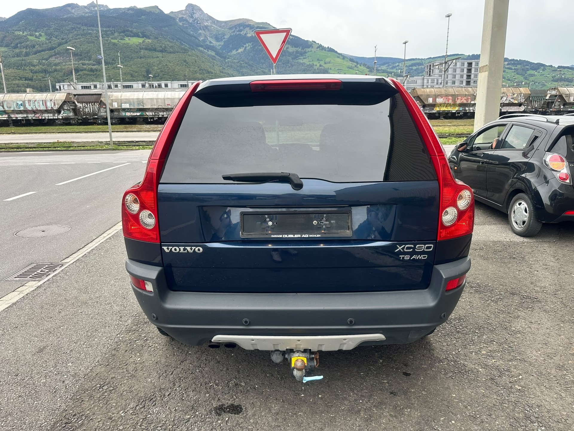 VOLVO XC90 T6 AWD Geartronic-image-4