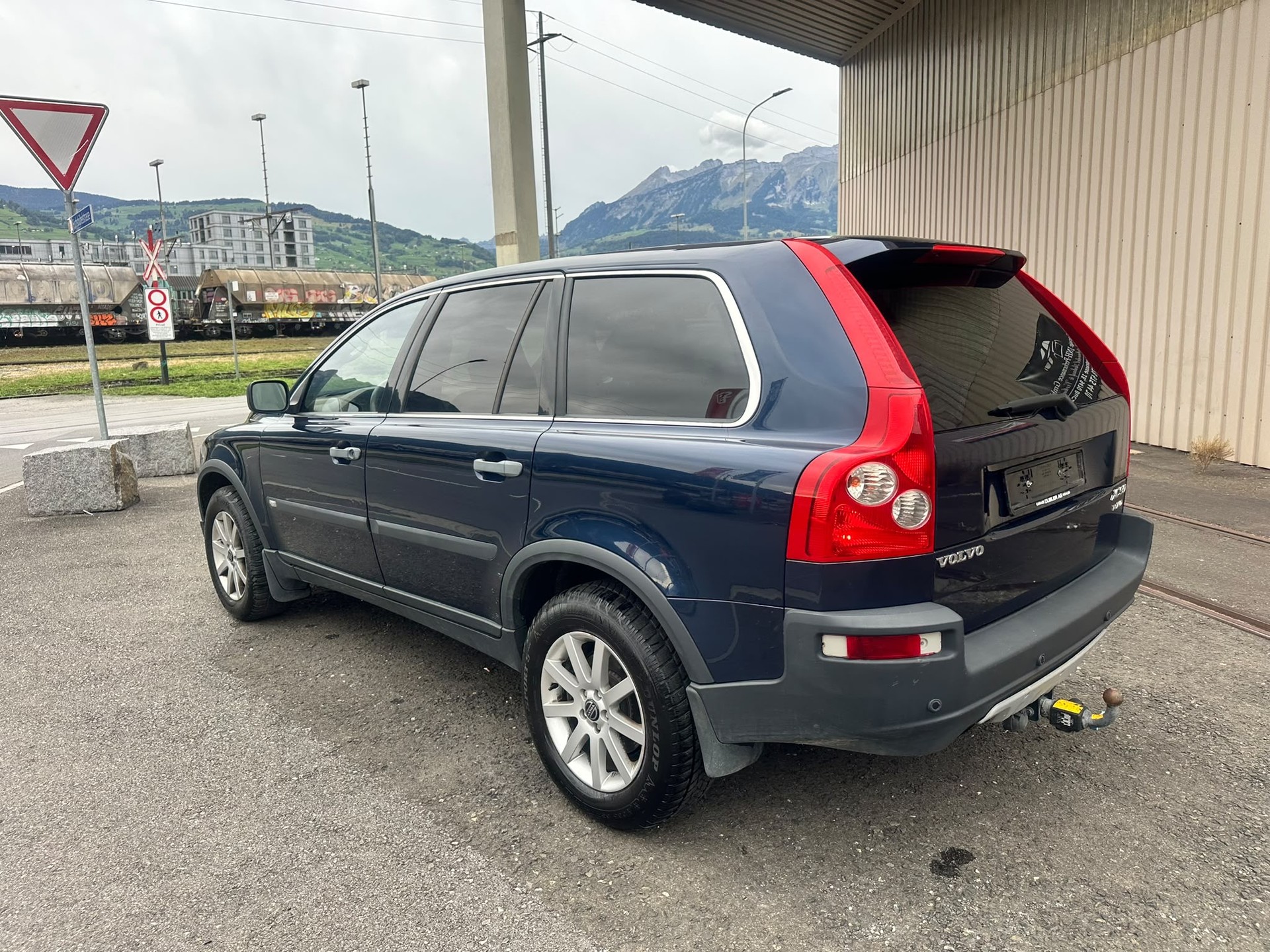 VOLVO XC90 T6 AWD Geartronic-image-5