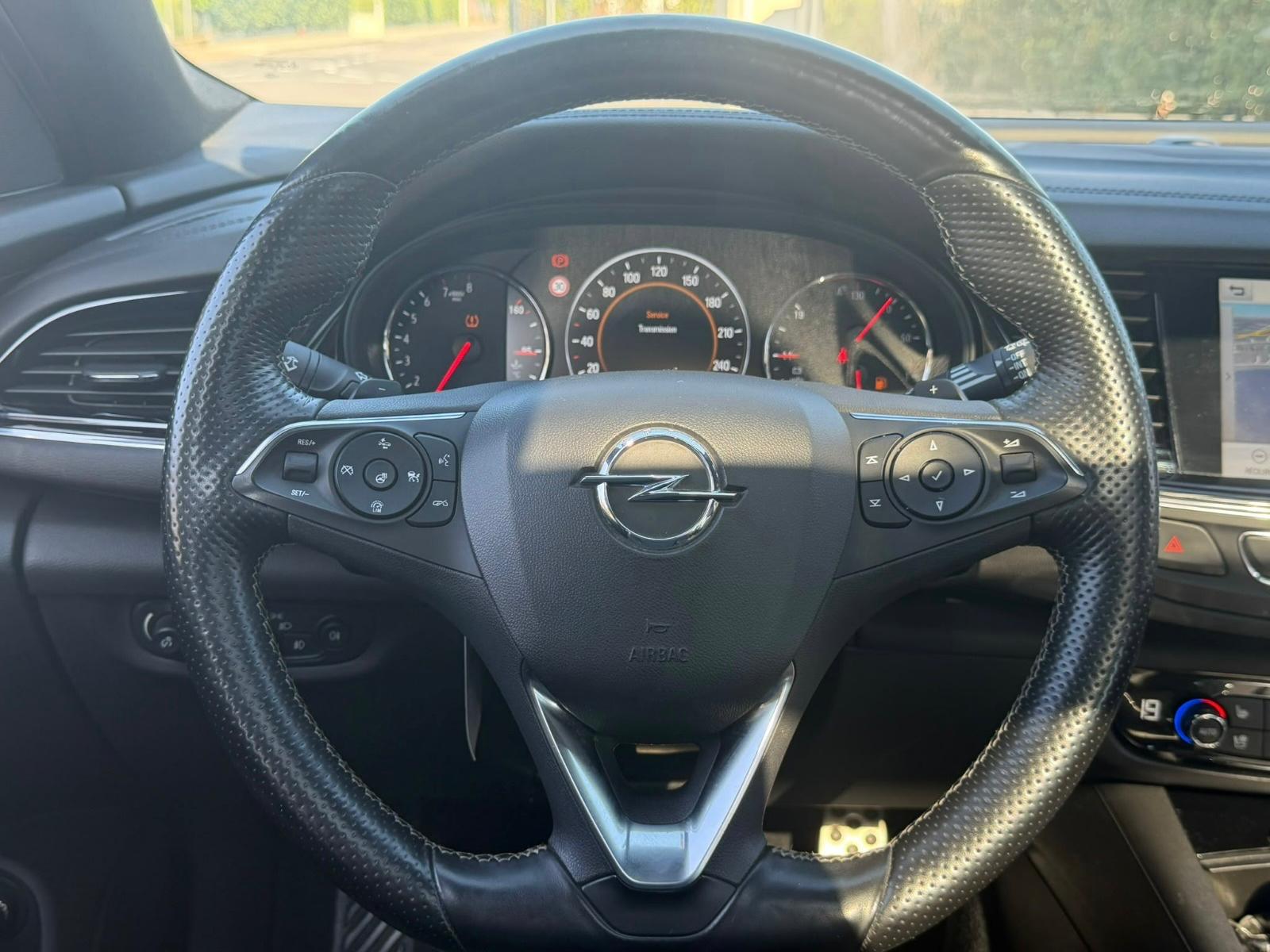 OPEL Insignia 2.0 Turbo Sport Automatic-image-11