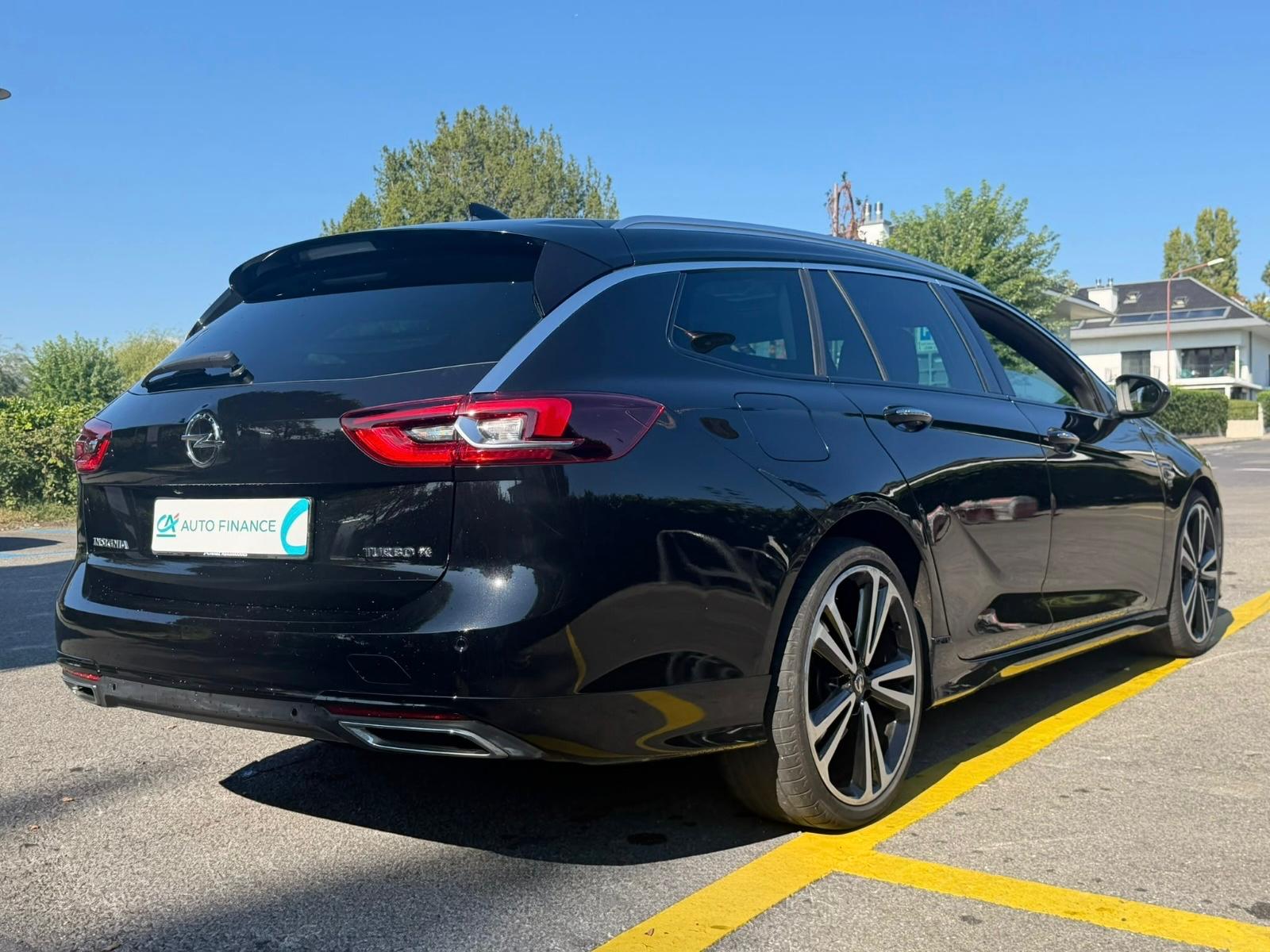 OPEL Insignia 2.0 Turbo Sport Automatic-image-5