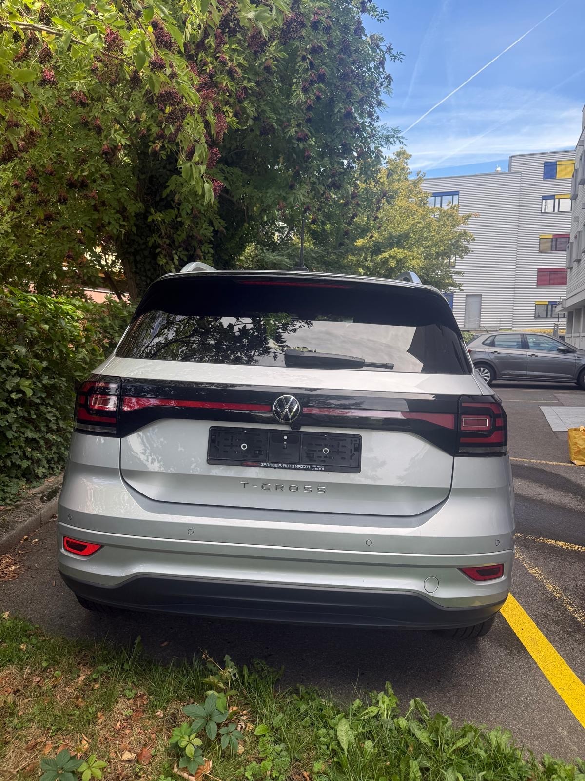 VW 1.0 TSI 110 R Line DSG-image-1