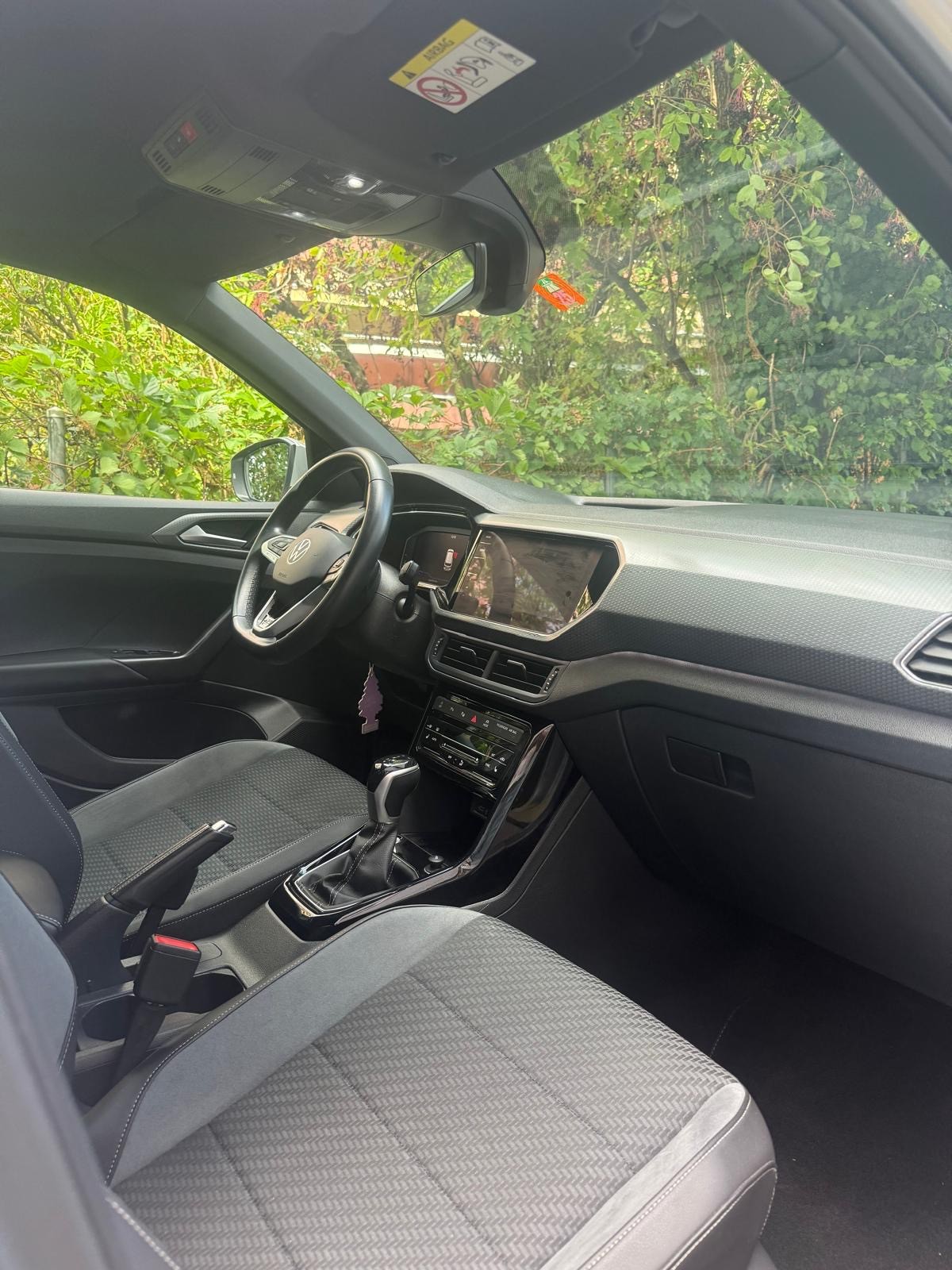 VW 1.0 TSI 110 R Line DSG-image-4