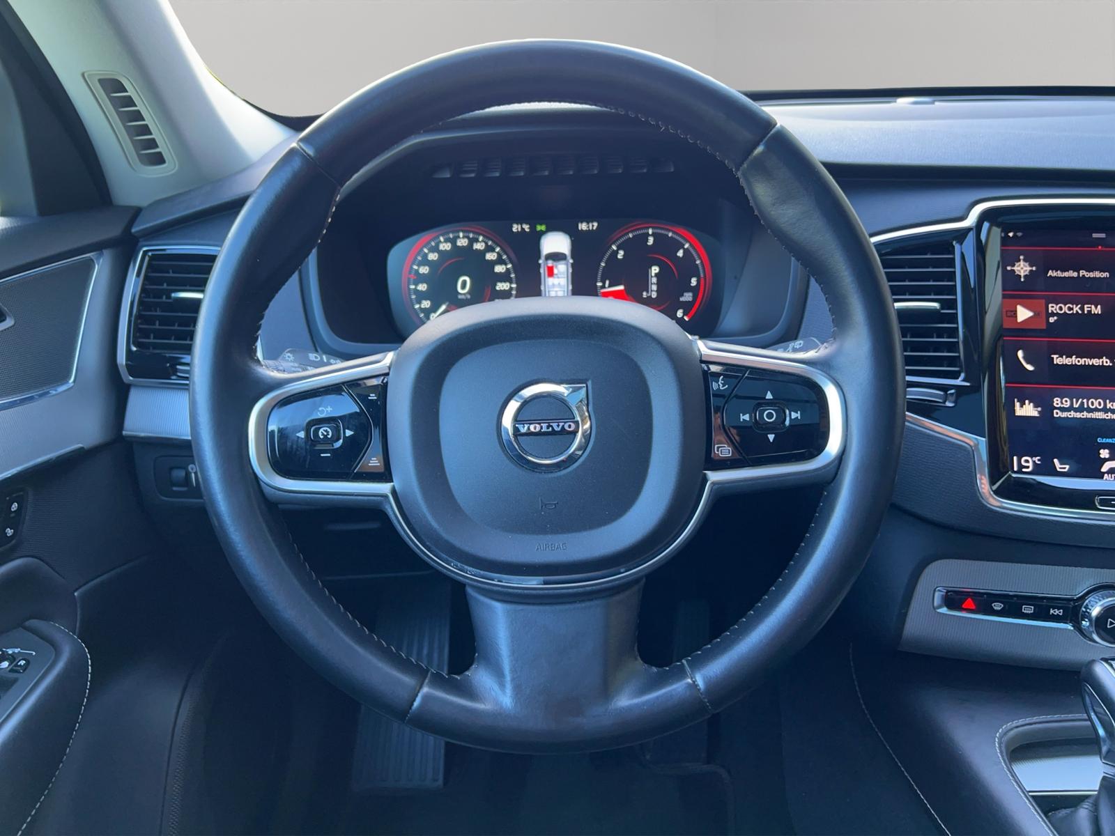 VOLVO XC90 D5 AWD Inscription Geartronic-image-15