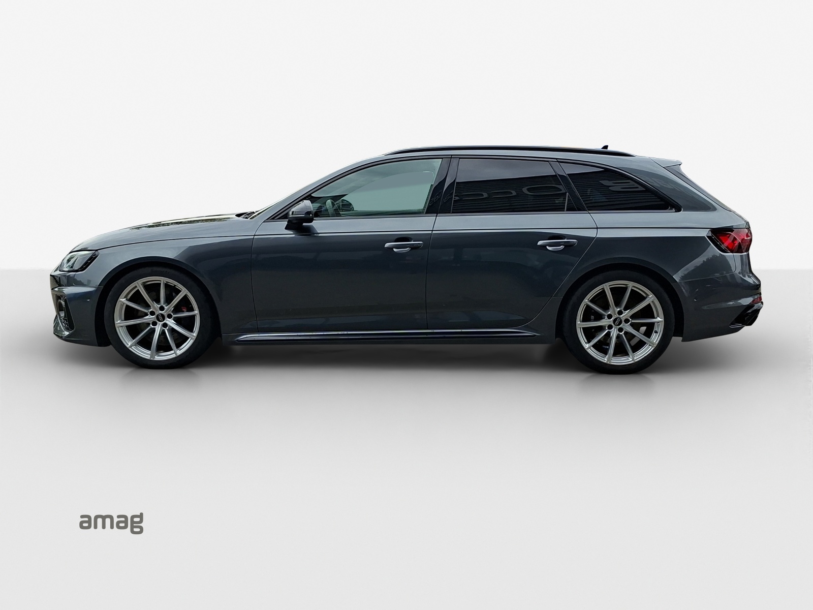 AUDI RS4 Avant quattro tiptronic-image-1