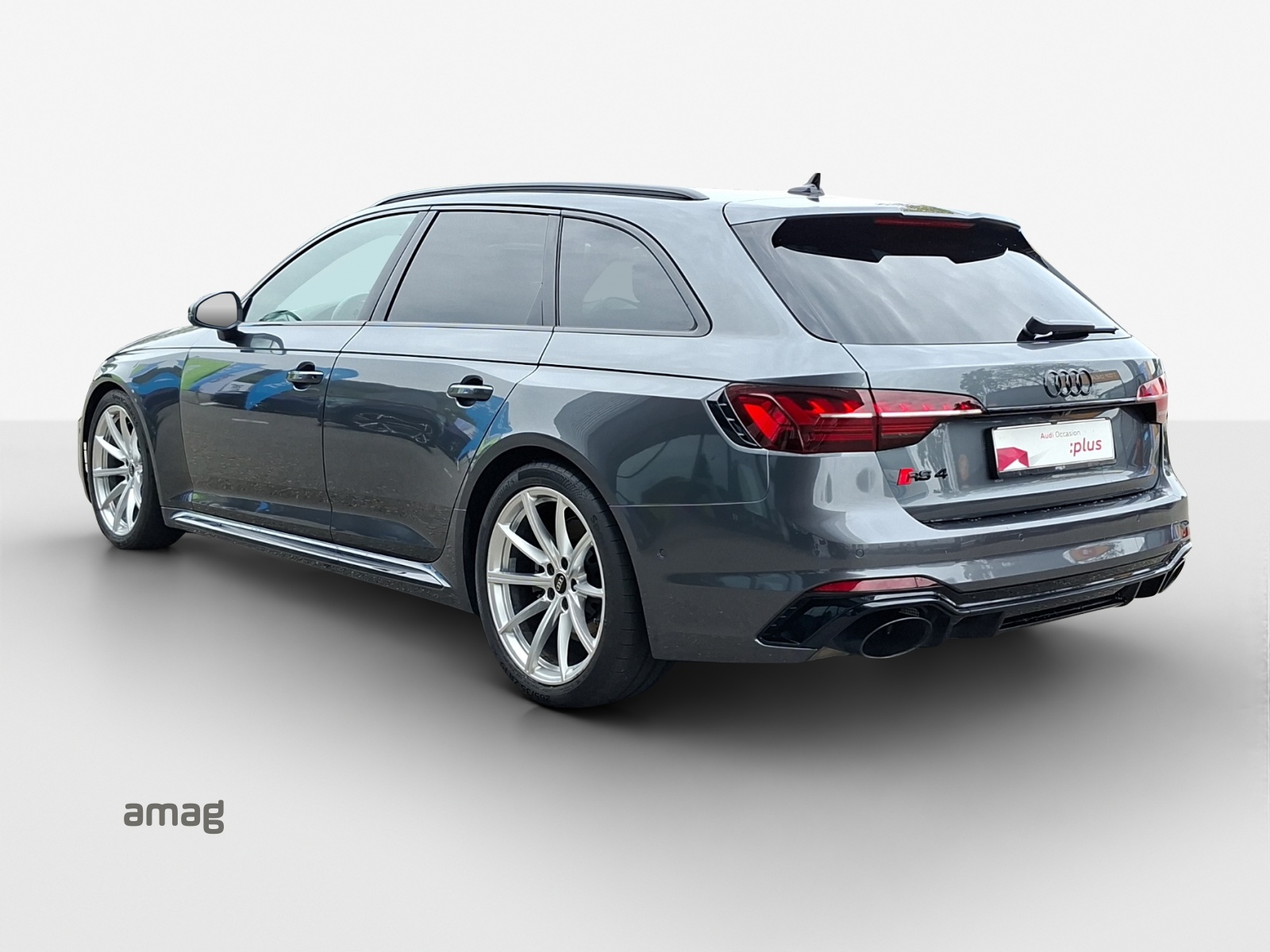 AUDI RS4 Avant quattro tiptronic-image-2
