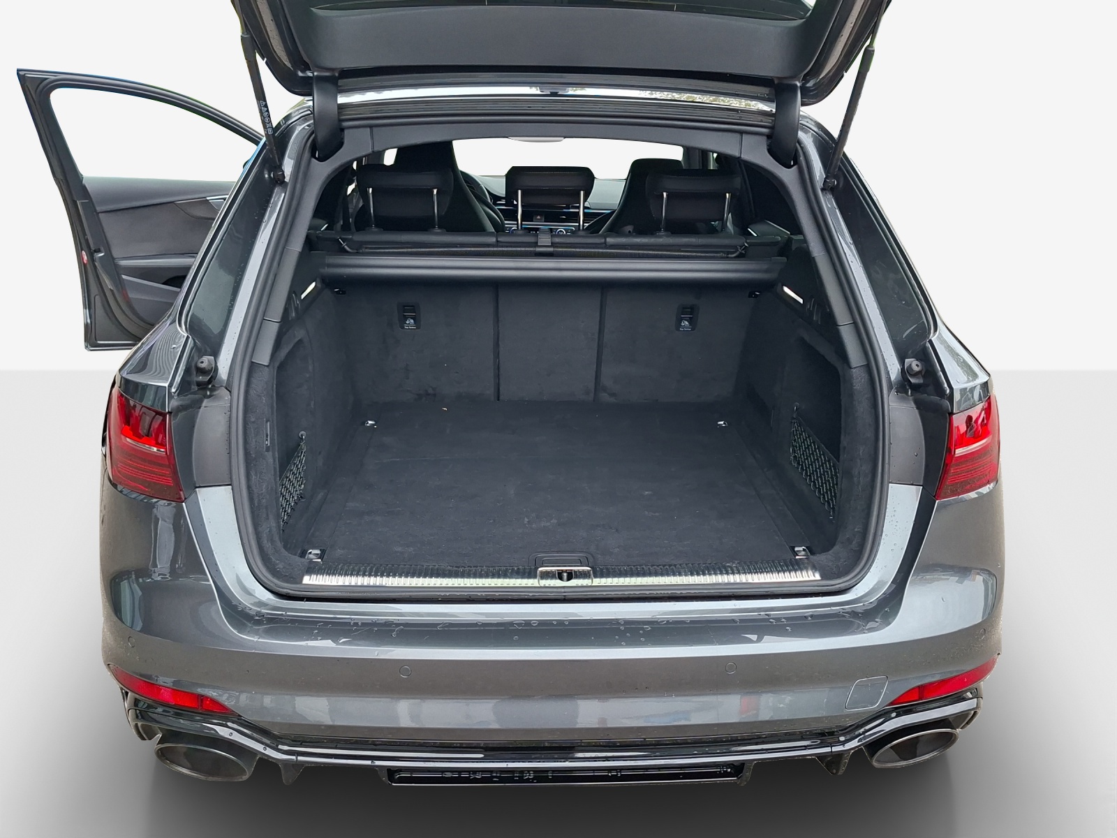 AUDI RS4 Avant quattro tiptronic-image-12
