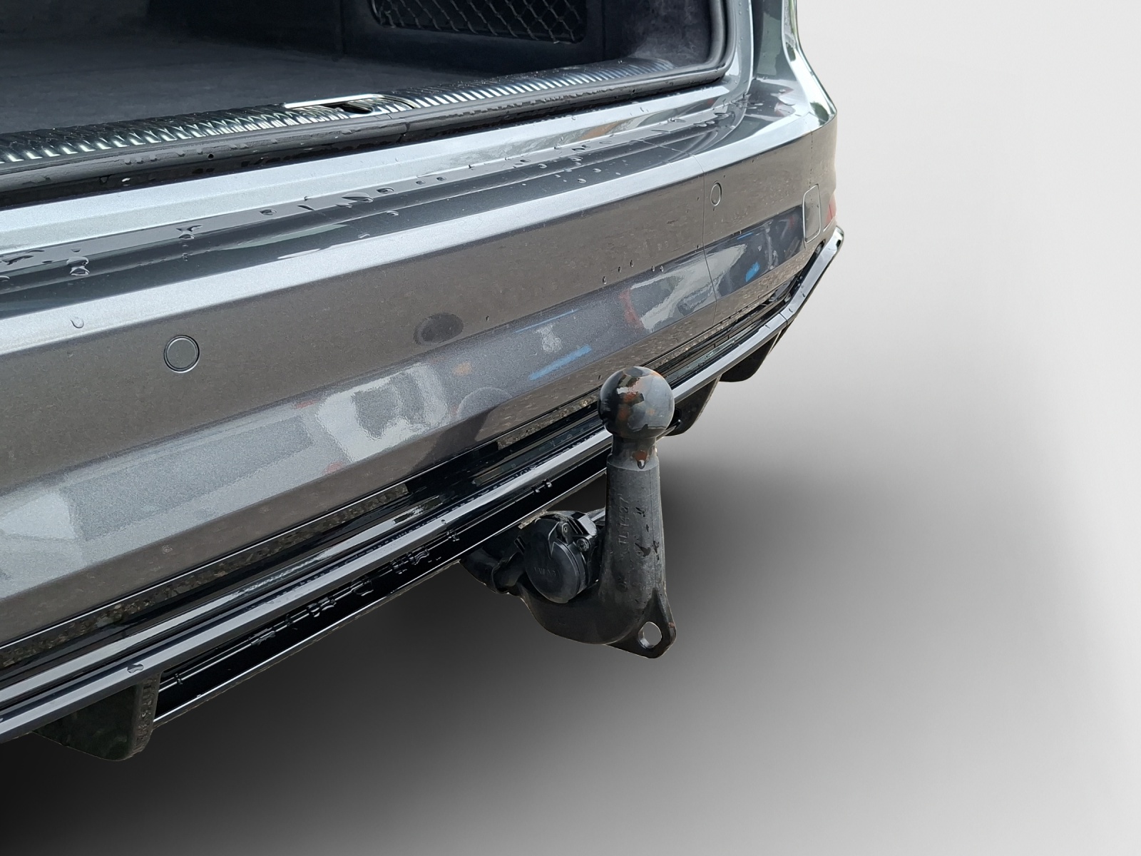 AUDI RS4 Avant quattro tiptronic-image-13