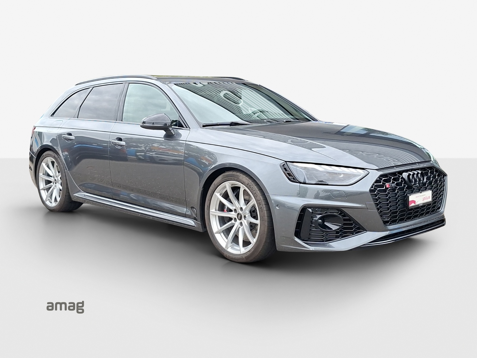 AUDI RS4 Avant quattro tiptronic-image-5